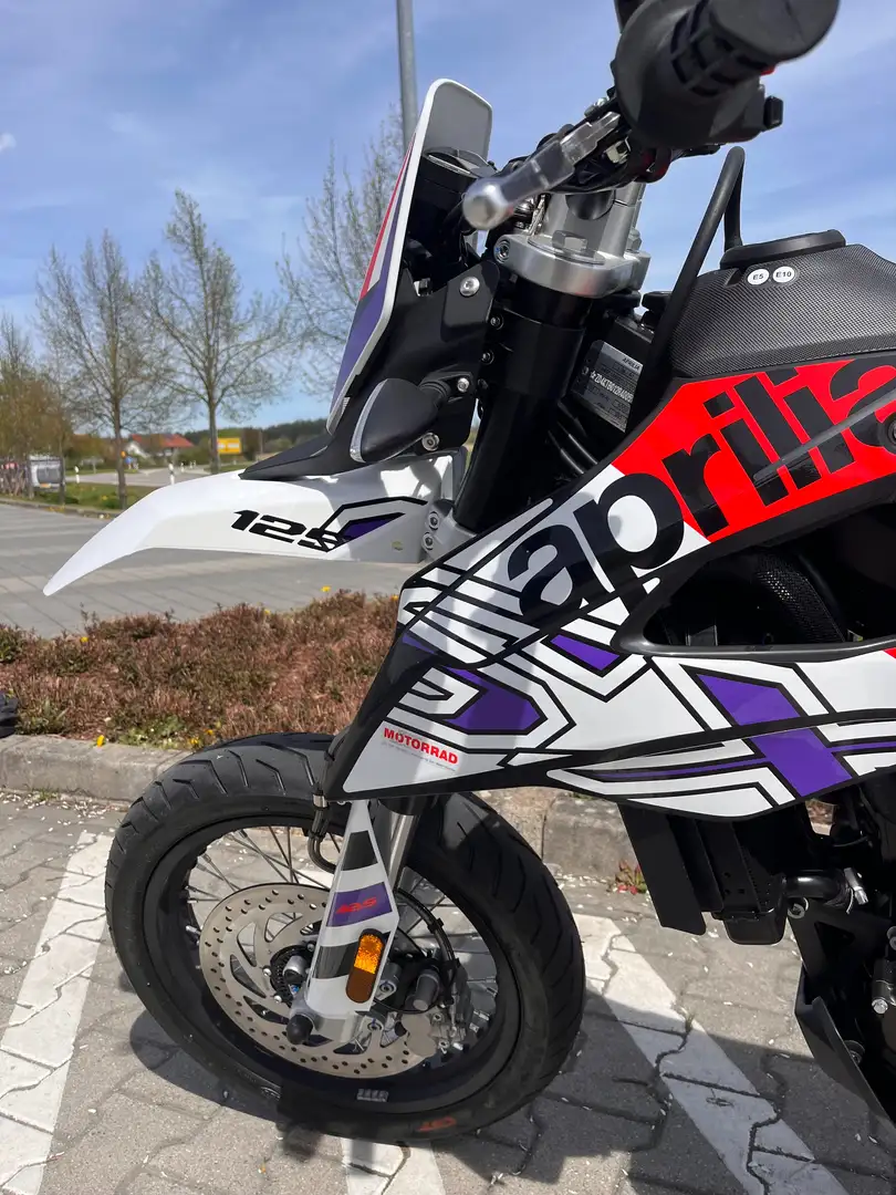 Aprilia SX 125 white wonder Bílá - 2
