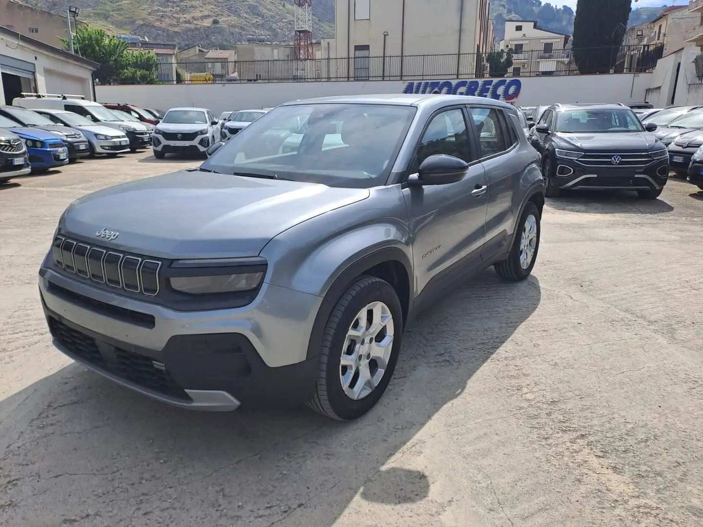 Jeep Avenger 1.2 Turbo 100 CV Altitude Grigio - 1