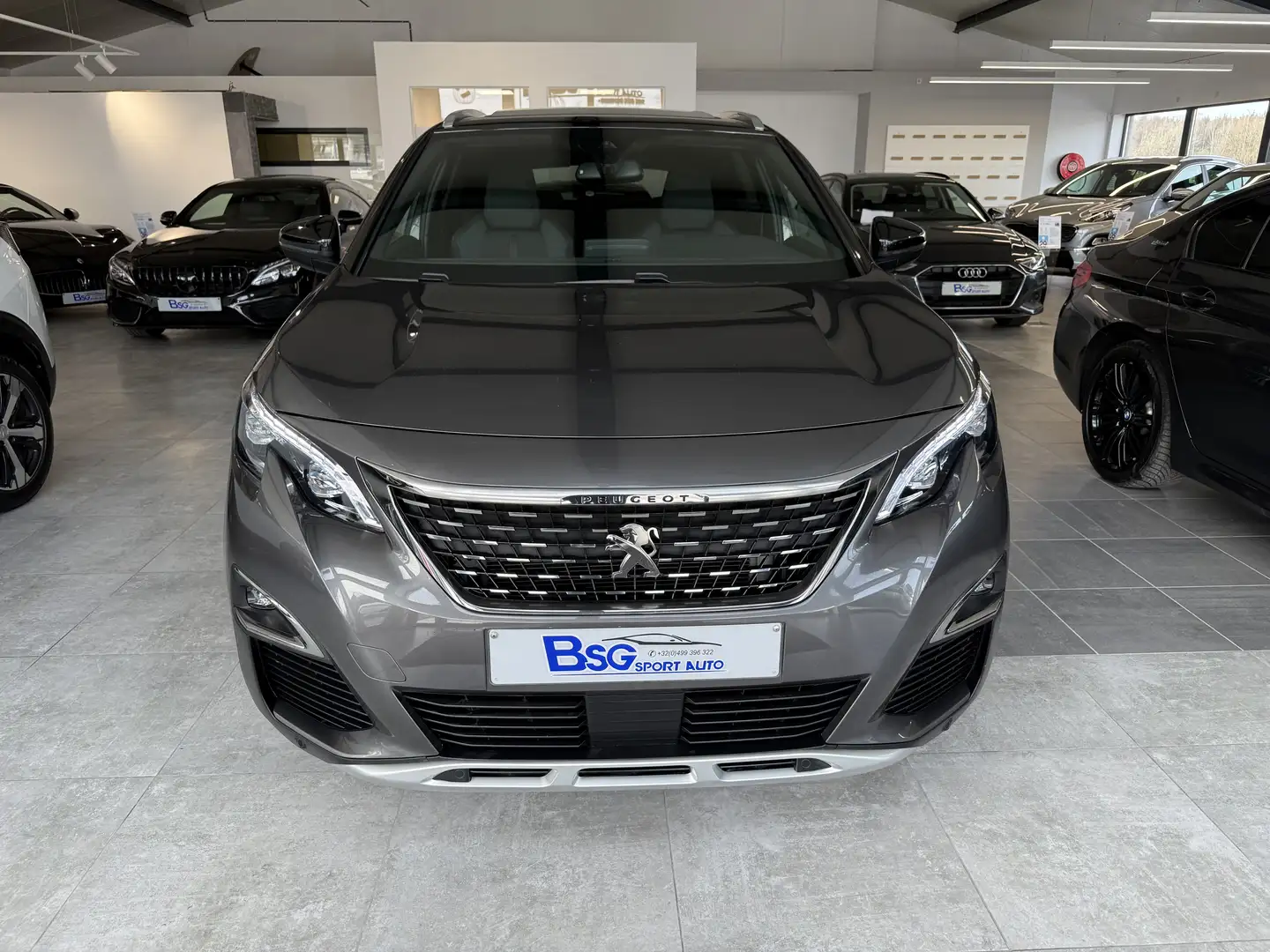 Peugeot 3008 1.2 PureTech GT Line*PANO*GPS*CAMERA*LED*EURO 6d Grau - 2