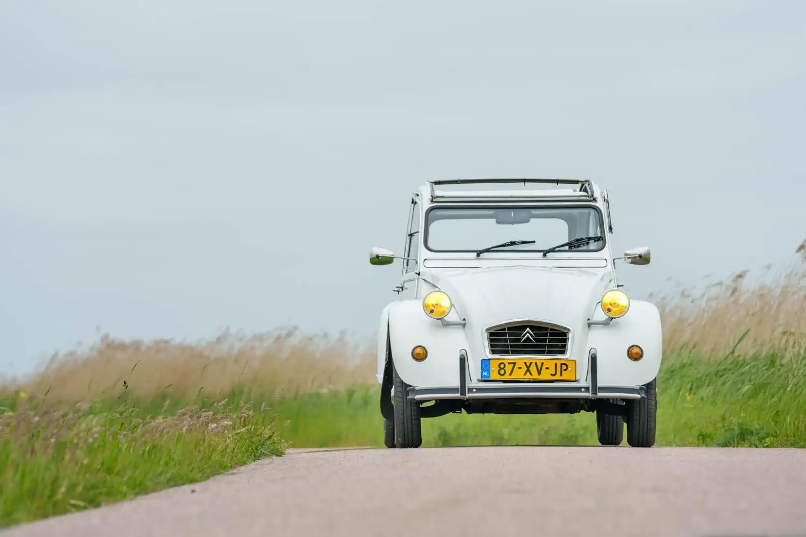 Citroen 2CV 6 Club Blanc - 1