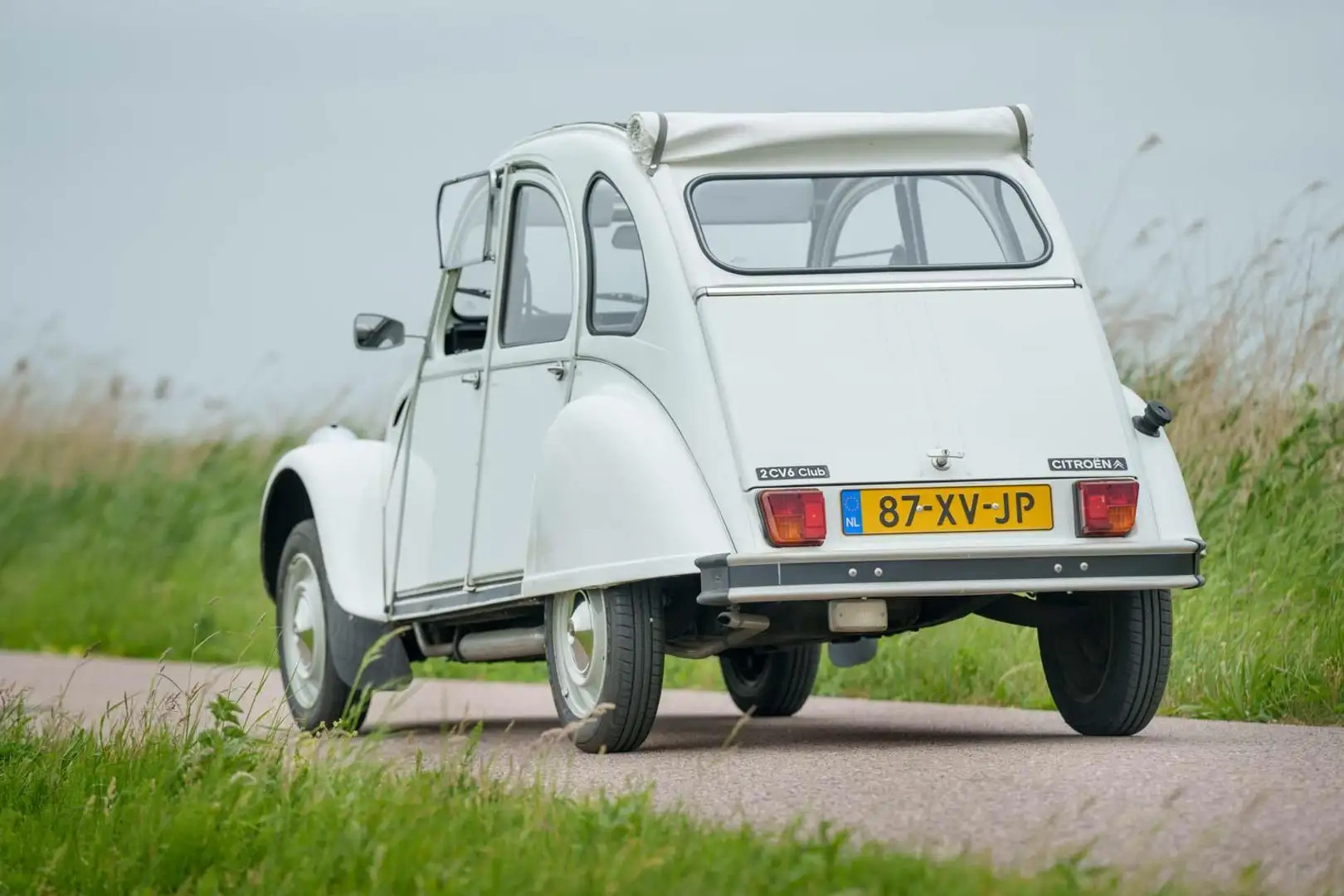 Citroen 2CV 6 Club Blanc - 2