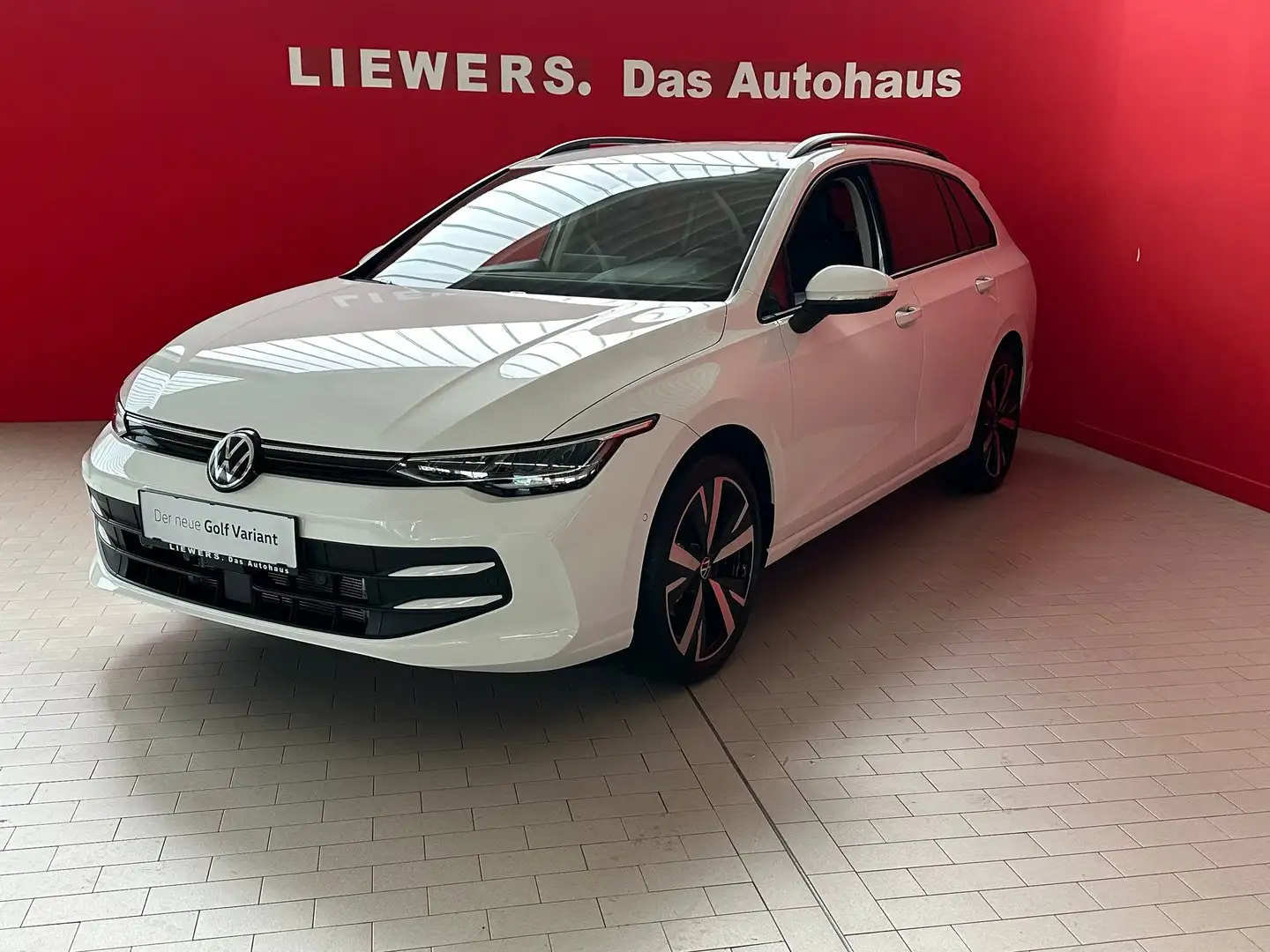 Volkswagen Golf Variant Business mHeV DSG Weiß - 1