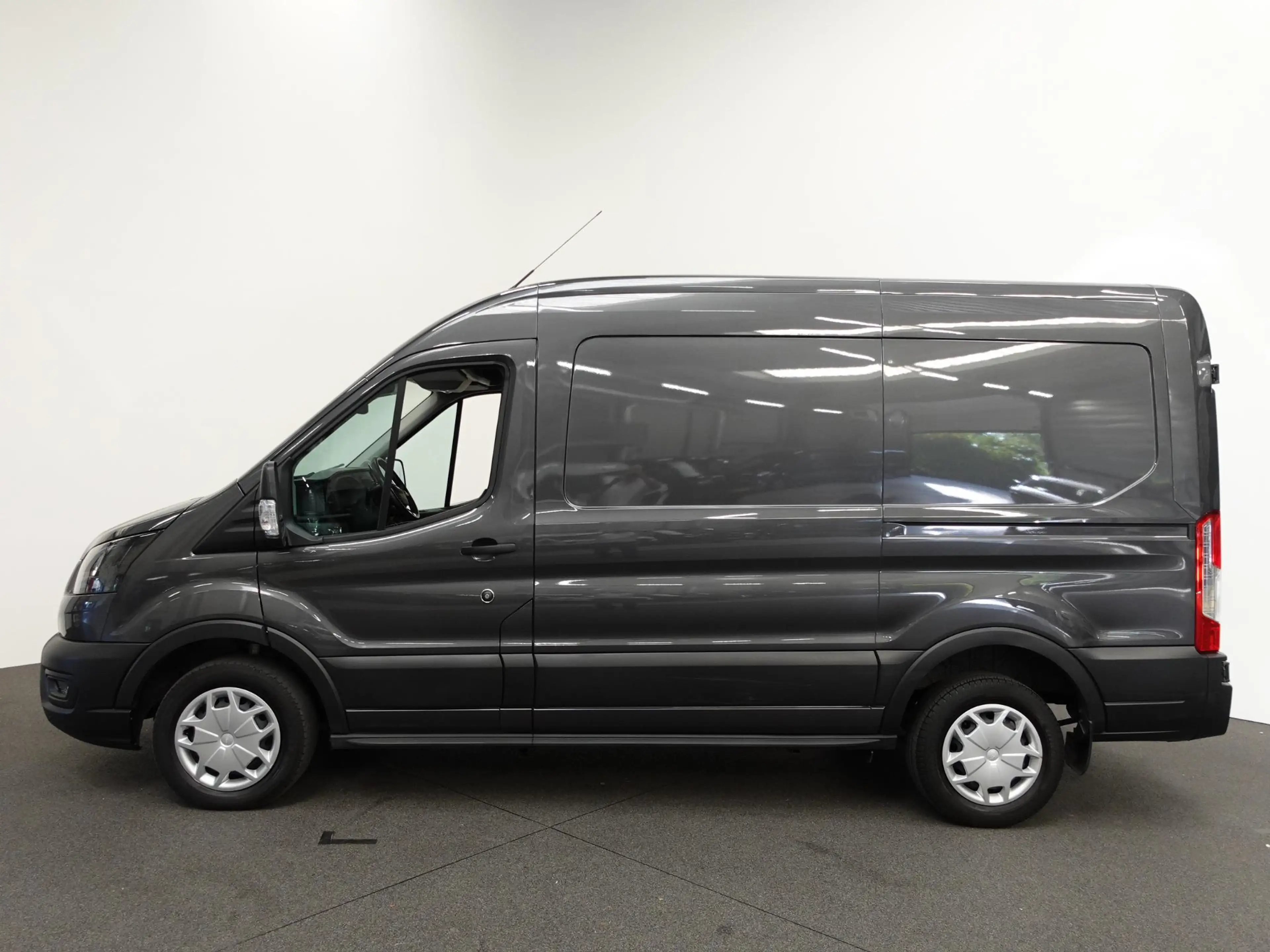 Ford Transit 310 2.0 TDCI L2H2 Trend Automaat Airco Bluetooth C — photo 2