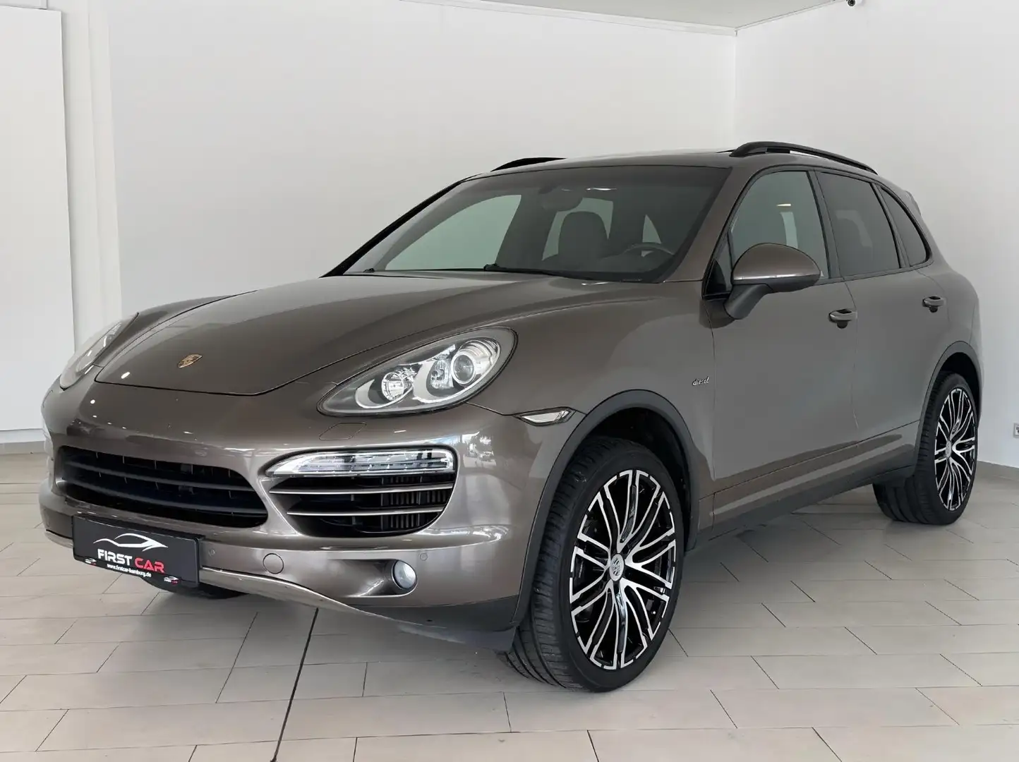 Porsche Cayenne Diesel|PANO|PDLS|LEDER|NAVI|21ZOLL| Grau - 1