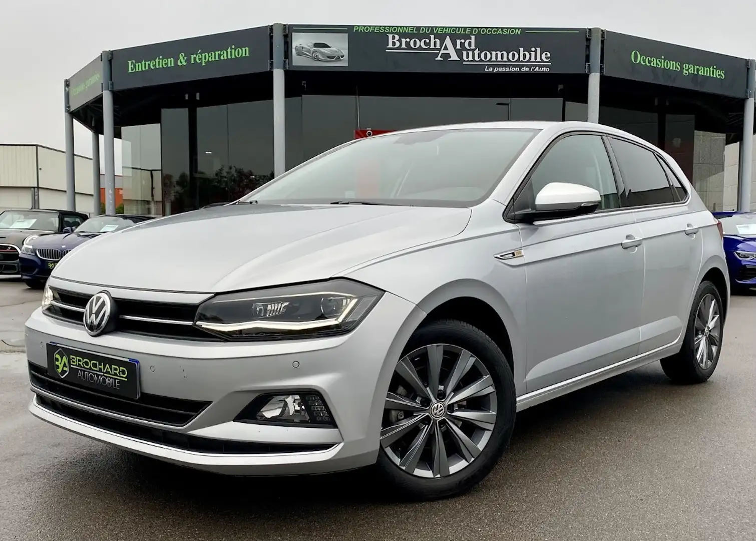 Volkswagen Polo 6 / 1.0l TSI 115 CH BVM 6 / Copper Line Grau - 1