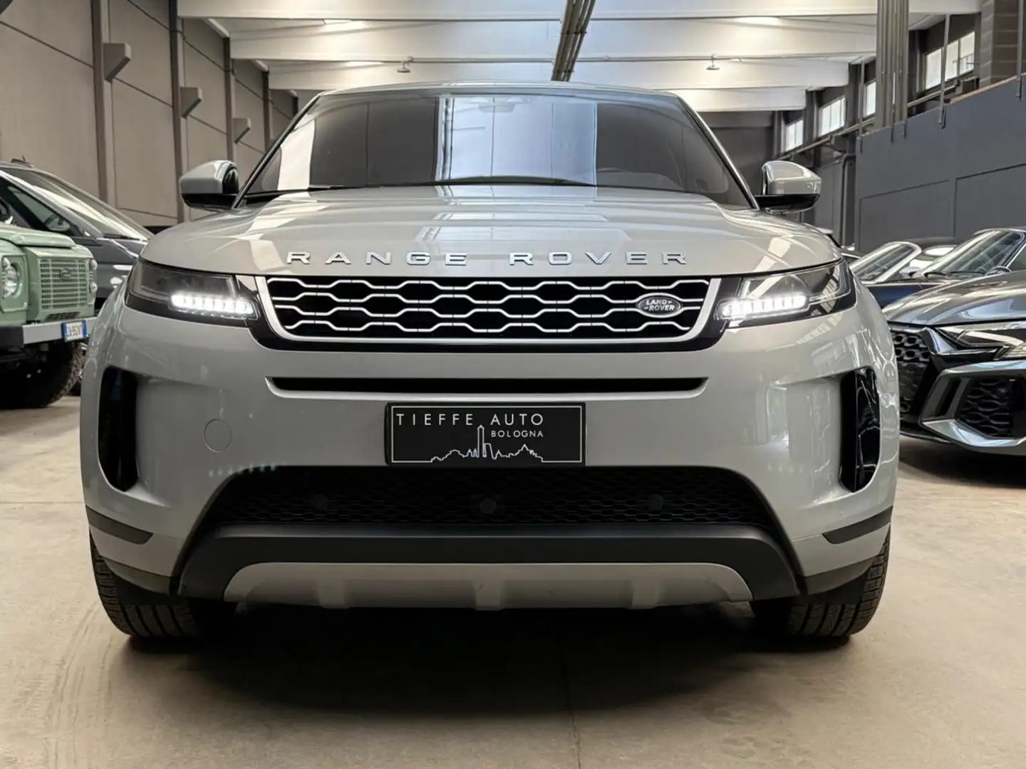 Land Rover Range Rover Evoque 1.5 I3 PHEV 300 CV AWD Auto S Grigio - 2