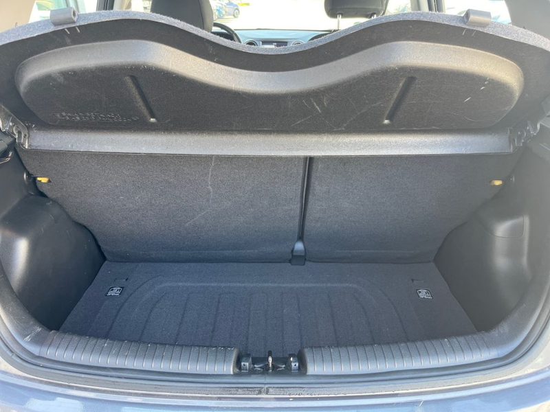 Hyundai i10 1.0 Trend — photo 15