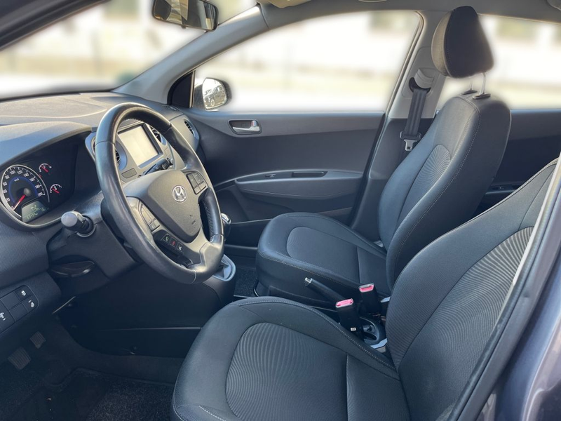 Hyundai i10 1.0 Trend — photo 10