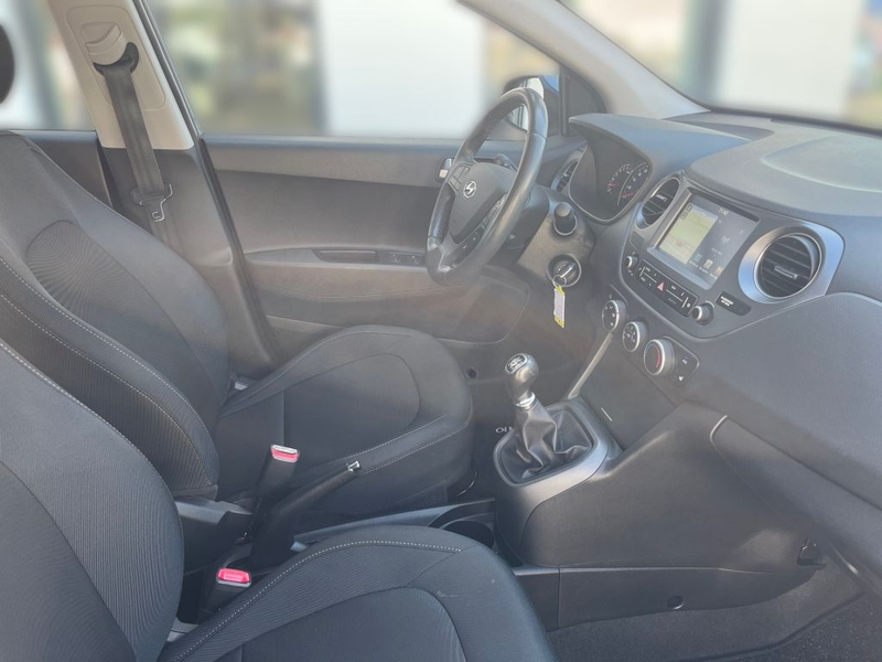 Hyundai i10 1.0 Trend — photo 7
