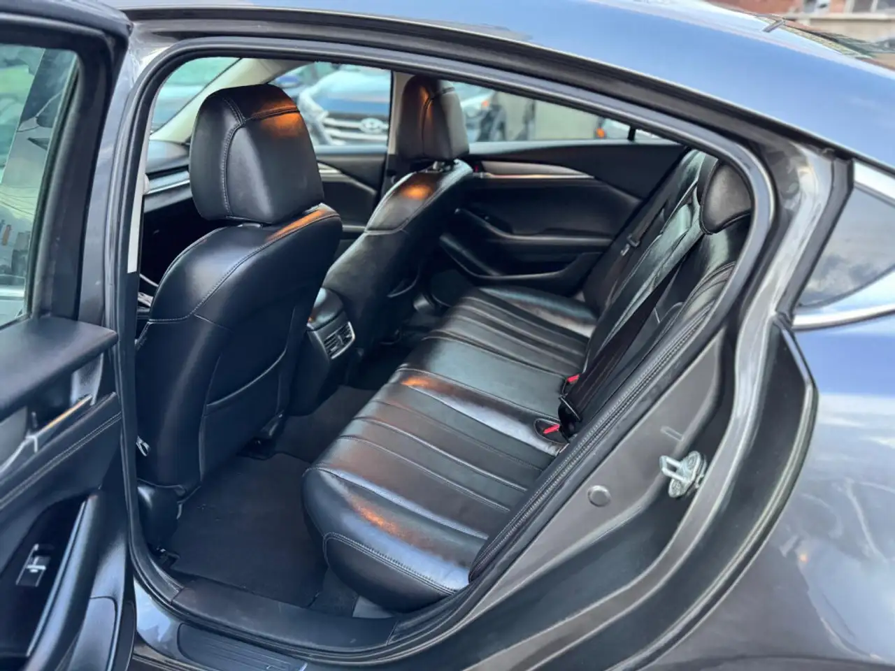 Mazda 6 снимка Mazda 6