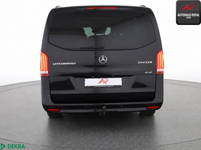 Mercedes-Benz Vito view 4