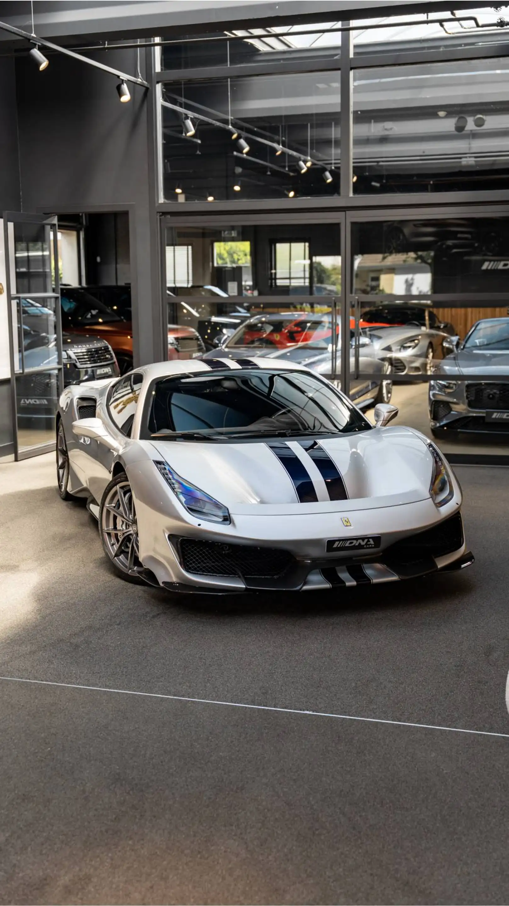 Ferrari 488 Pista HELE Lift Carbon Painted Stripes 3.9 Pista H — photo 27