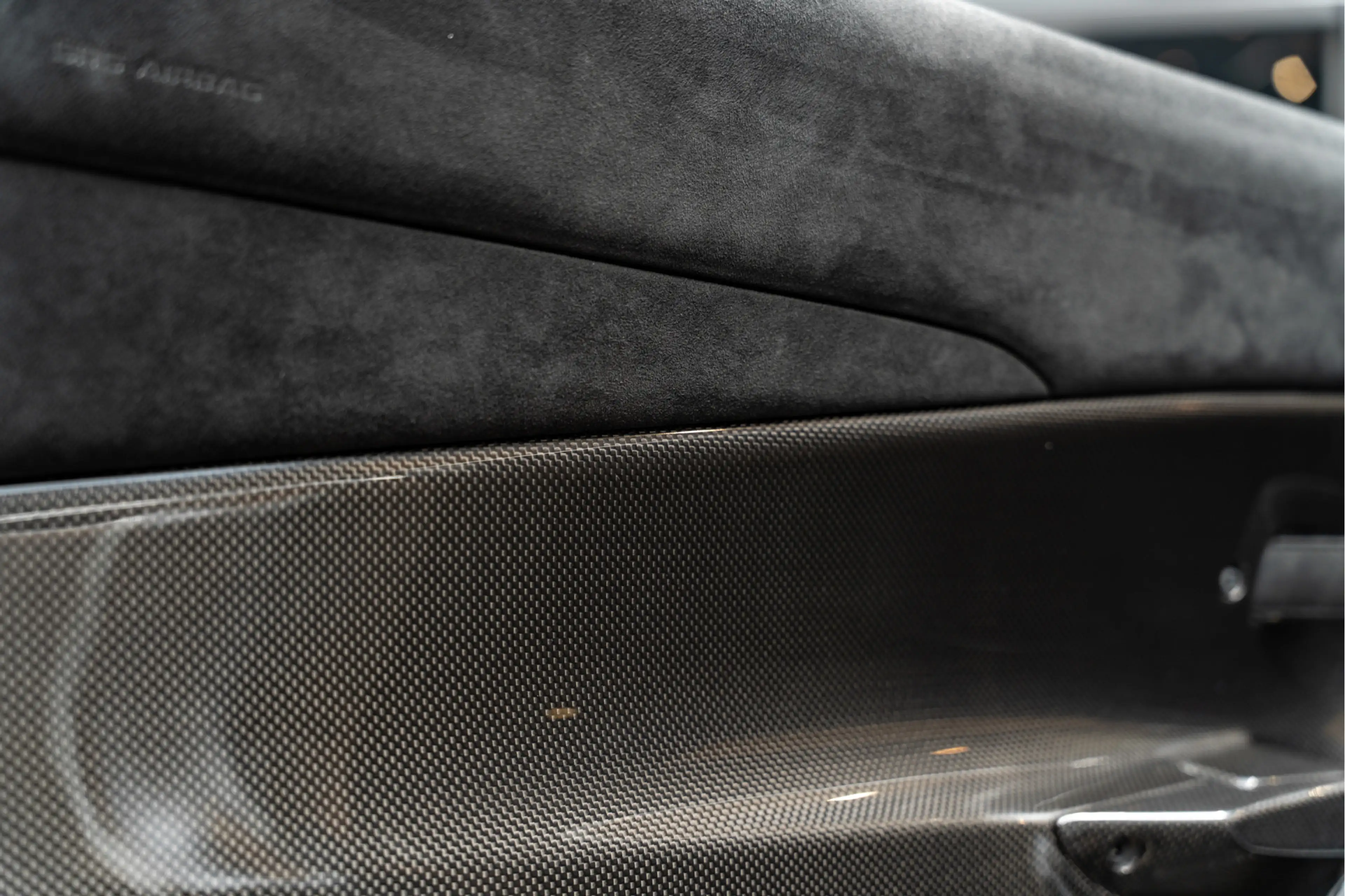 Ferrari 488 Pista HELE Lift Carbon Painted Stripes 3.9 Pista H — photo 37