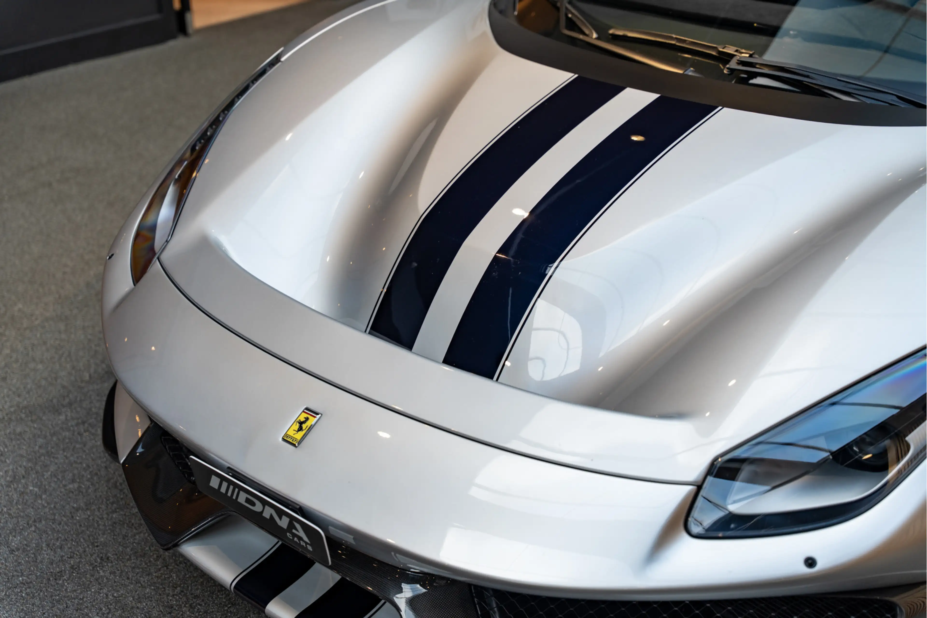 Ferrari 488 Pista HELE Lift Carbon Painted Stripes 3.9 Pista H — photo 16