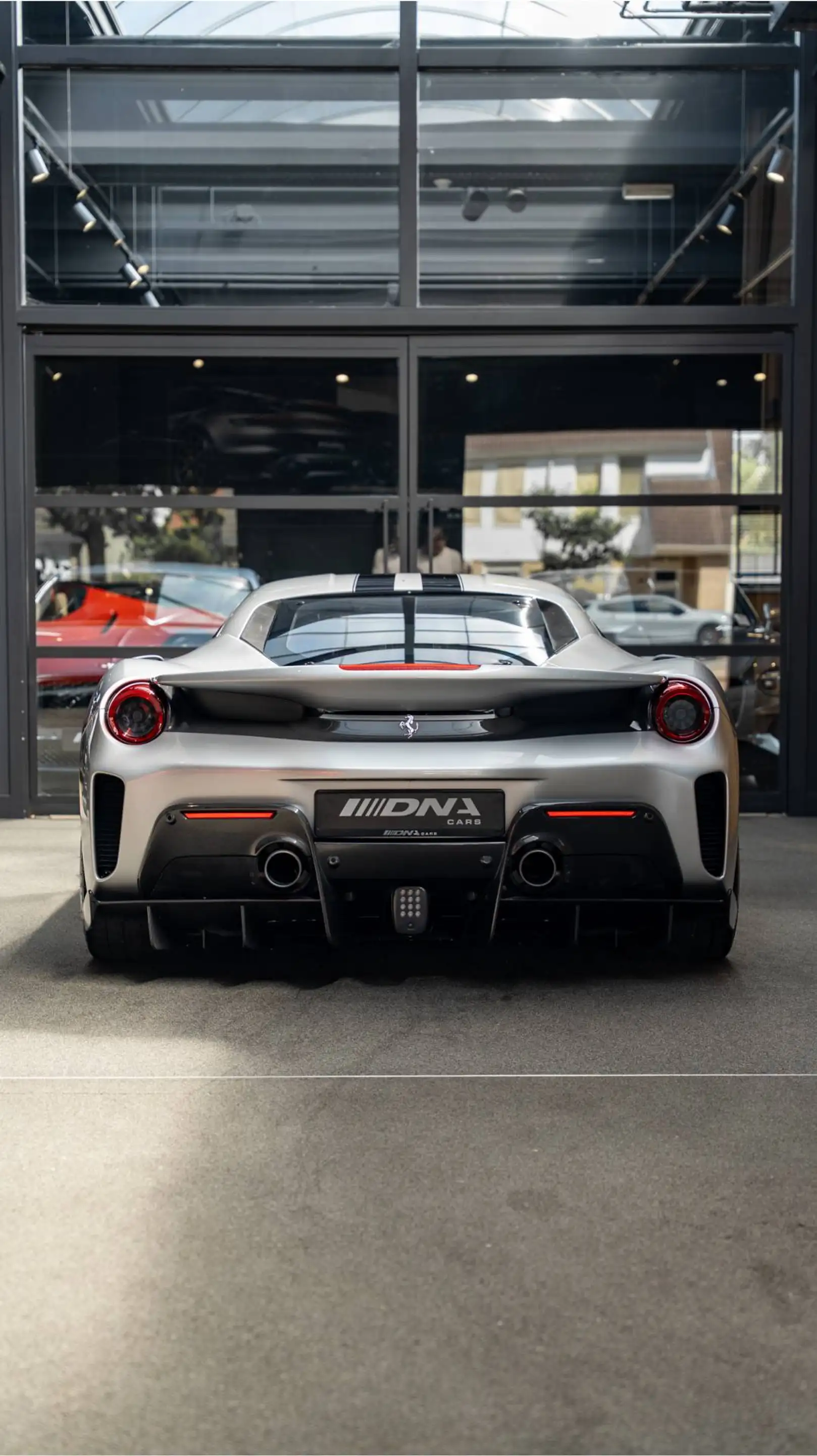Ferrari 488 Pista HELE Lift Carbon Painted Stripes 3.9 Pista H — photo 32
