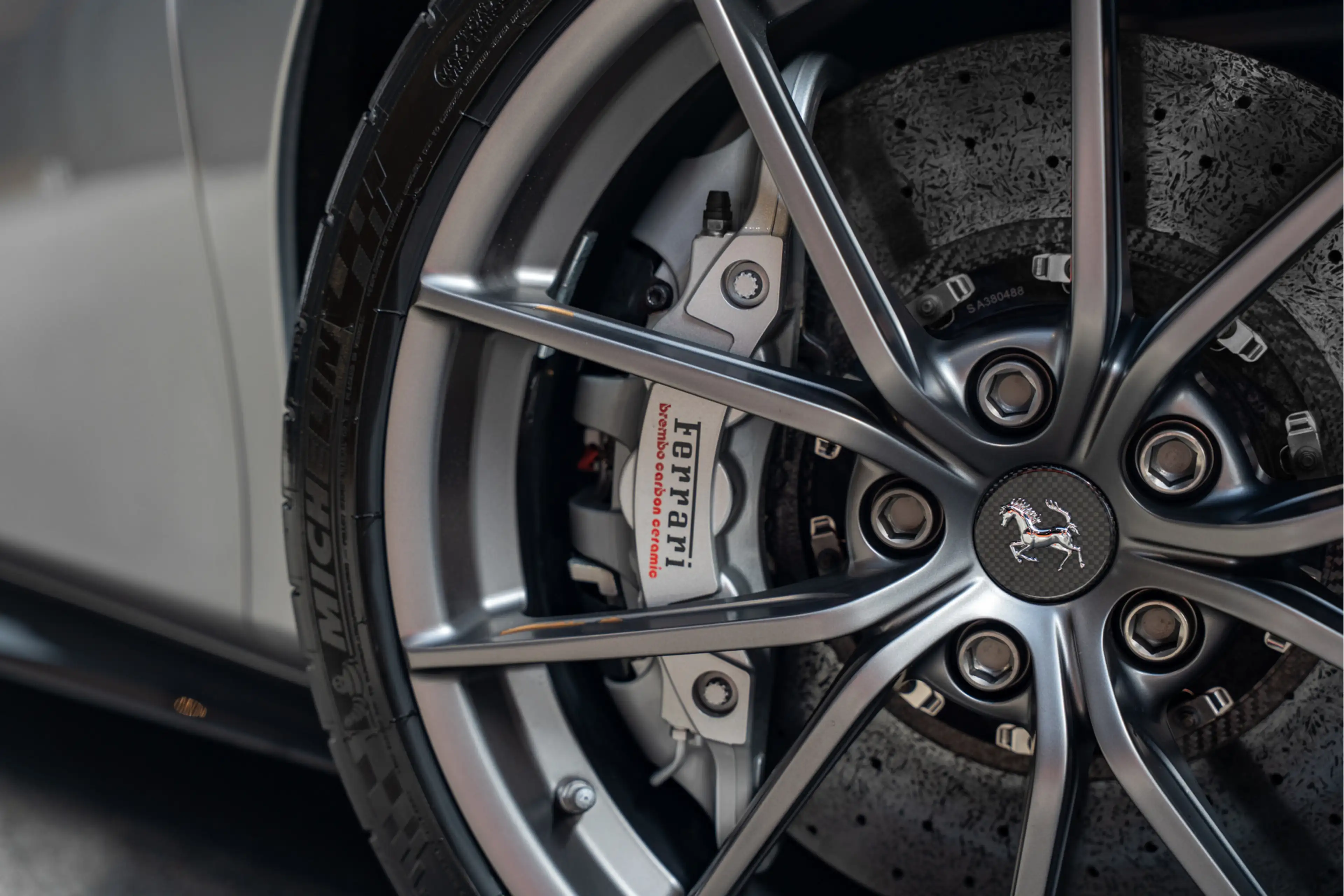 Ferrari 488 Pista HELE Lift Carbon Painted Stripes 3.9 Pista H — photo 14
