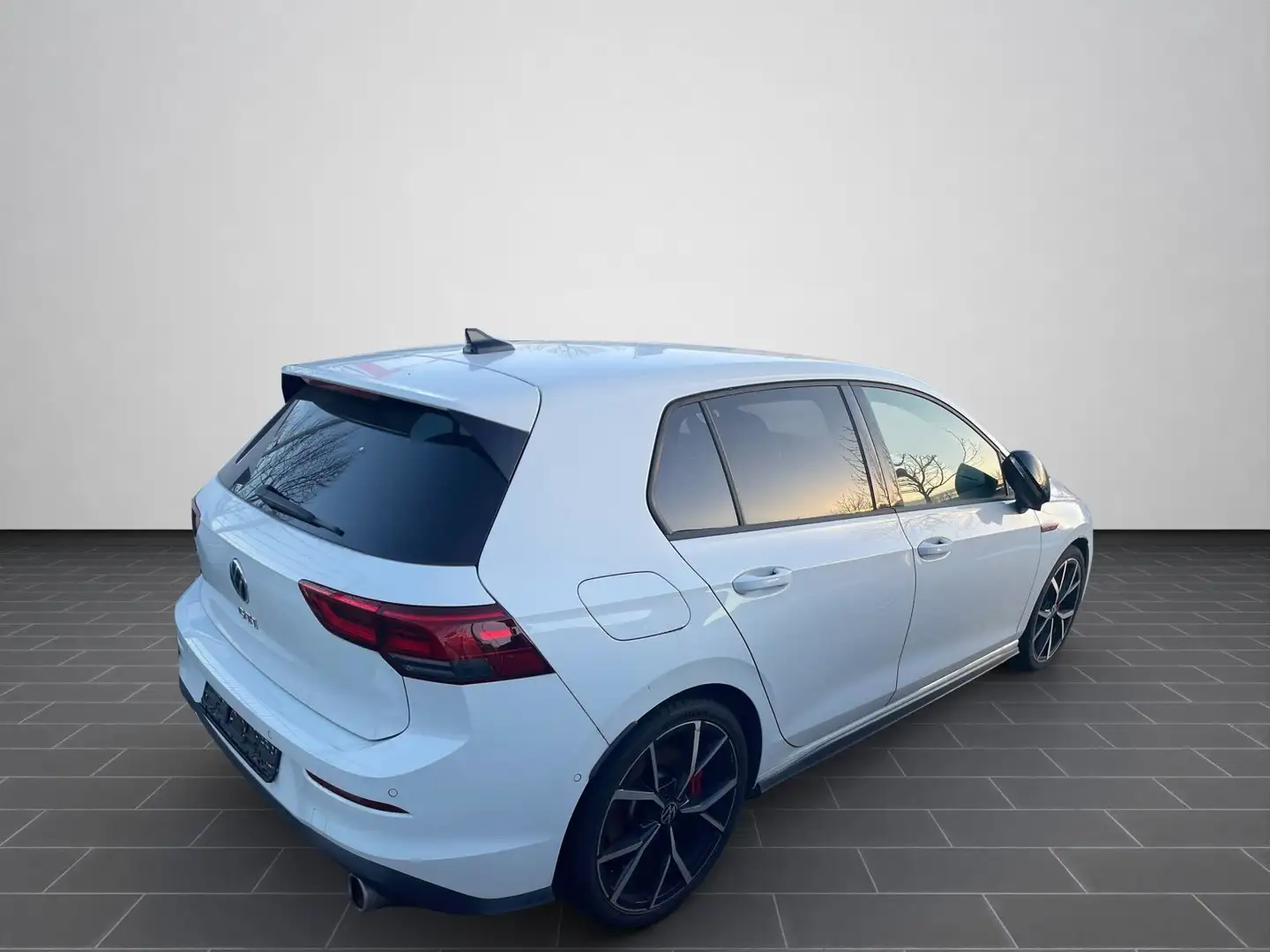 Volkswagen Golf GTI Golf VIII 2,0 TSI GTI DSG NAVI/LED/RFK/Sitzheizu Weiß - 2