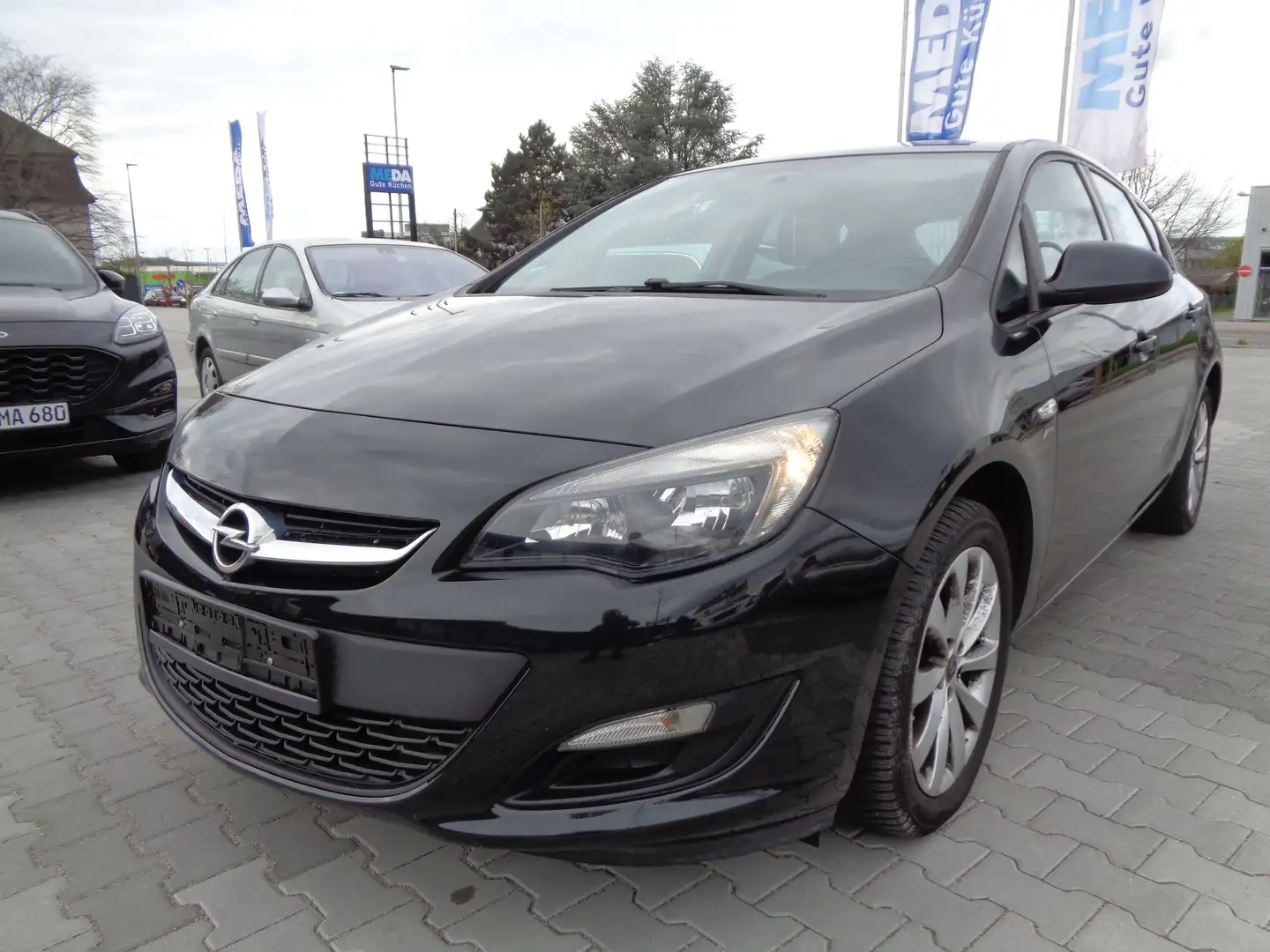 Opel Astra Active 1.4 Klimaanlage+Tempomat+Pdc Schwarz - 2