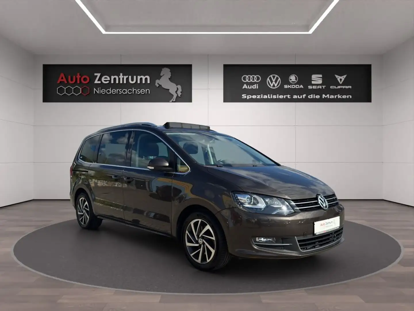 Volkswagen Sharan 2.0 TDI Highline 7-Sitzer el.TÜR DYNAUDIO PANO Braun - 1