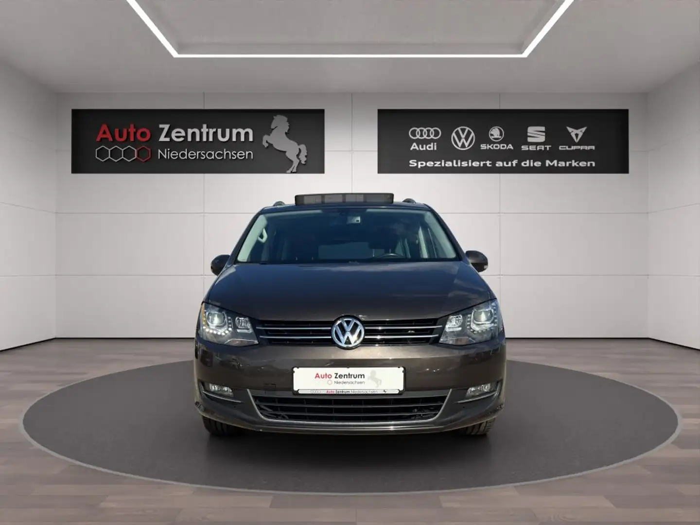 Volkswagen Sharan 2.0 TDI Highline 7-Sitzer el.TÜR DYNAUDIO PANO Braun - 2