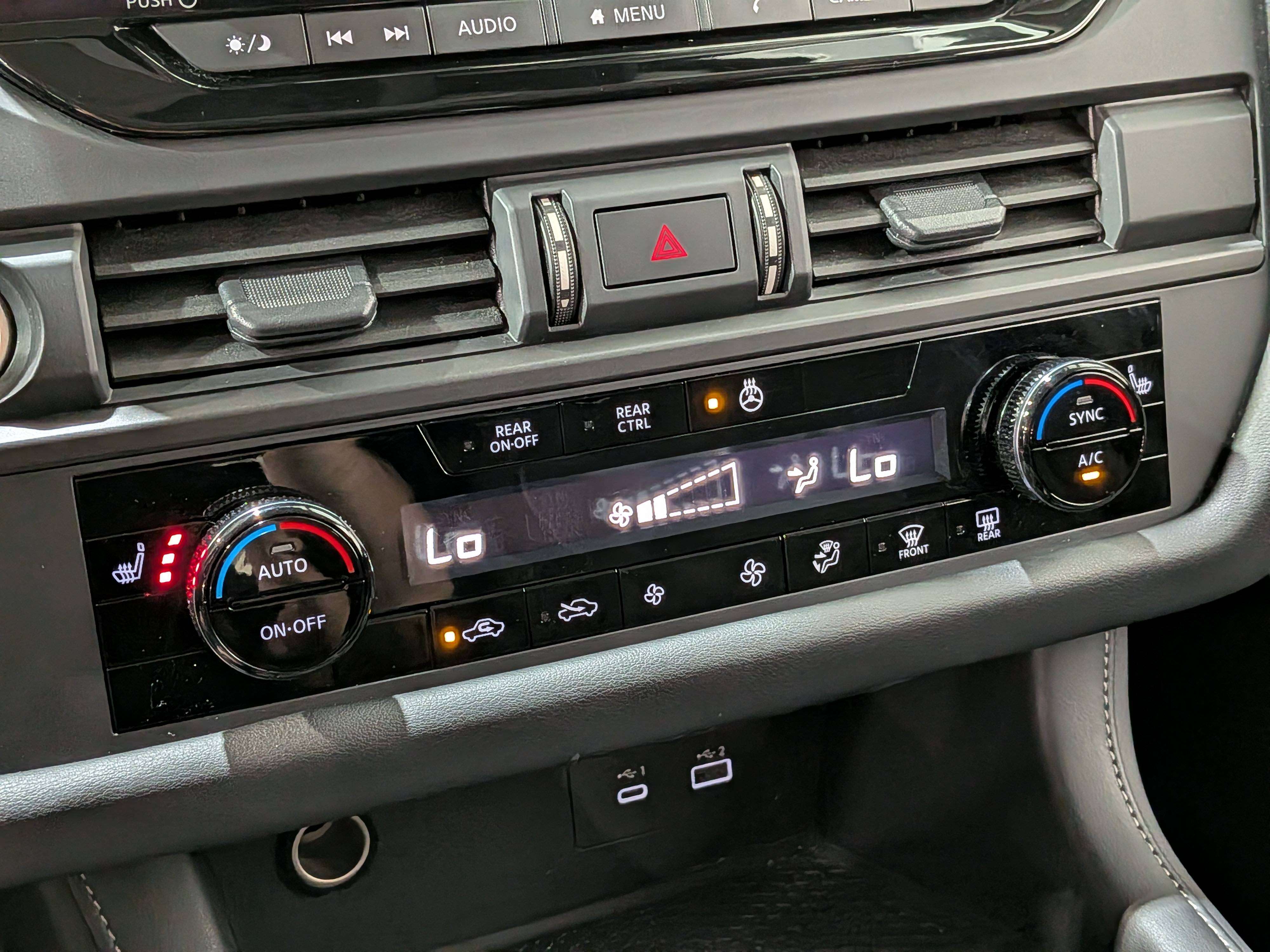 Nissan Pathfinder 2024