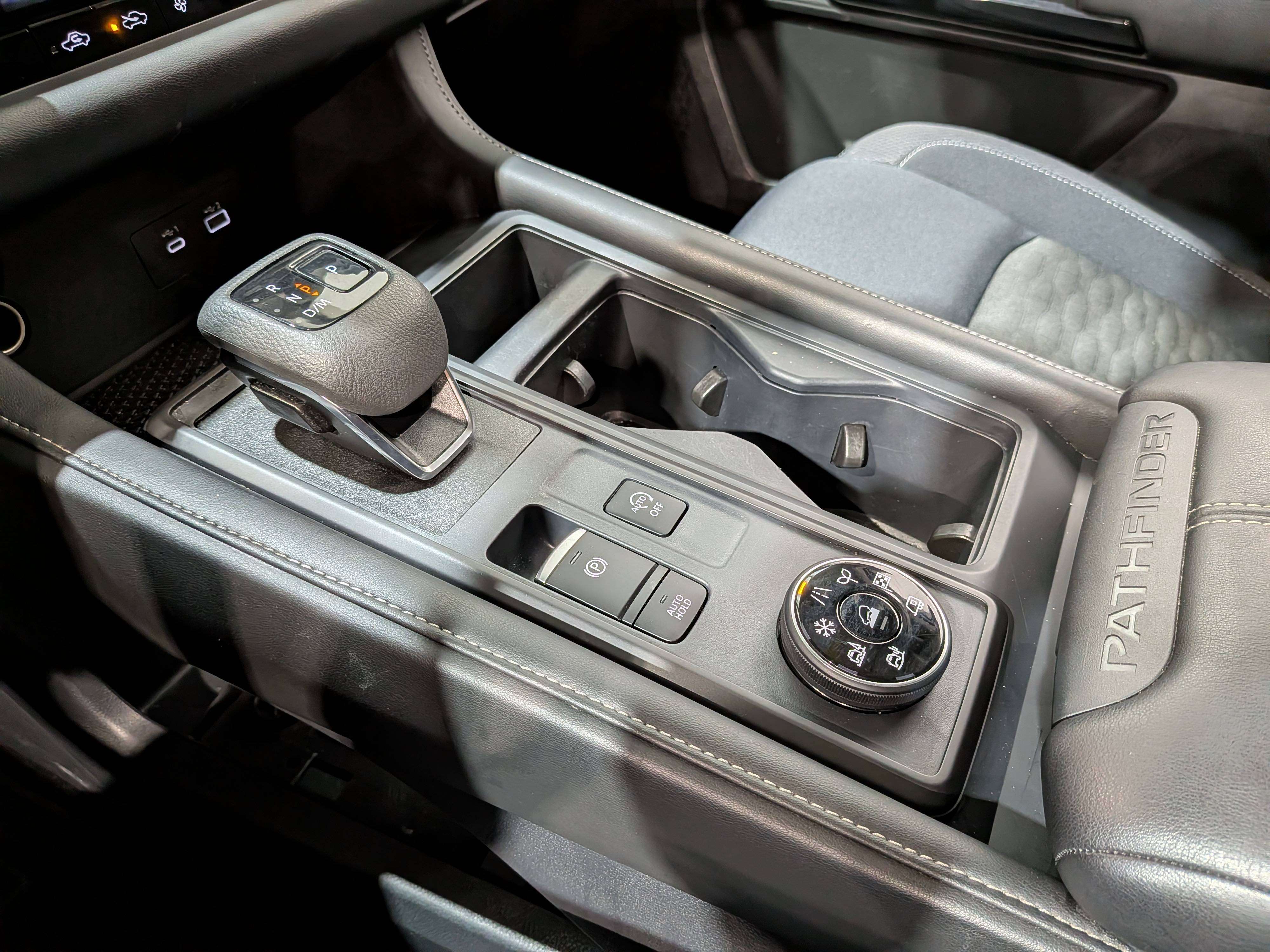 Nissan Pathfinder 2024
