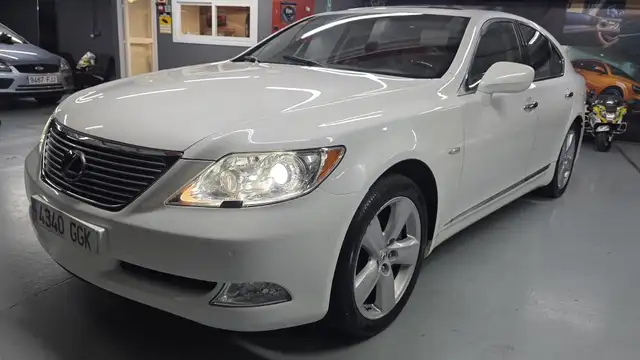 Lexus LS 460 Luxury Aut.
