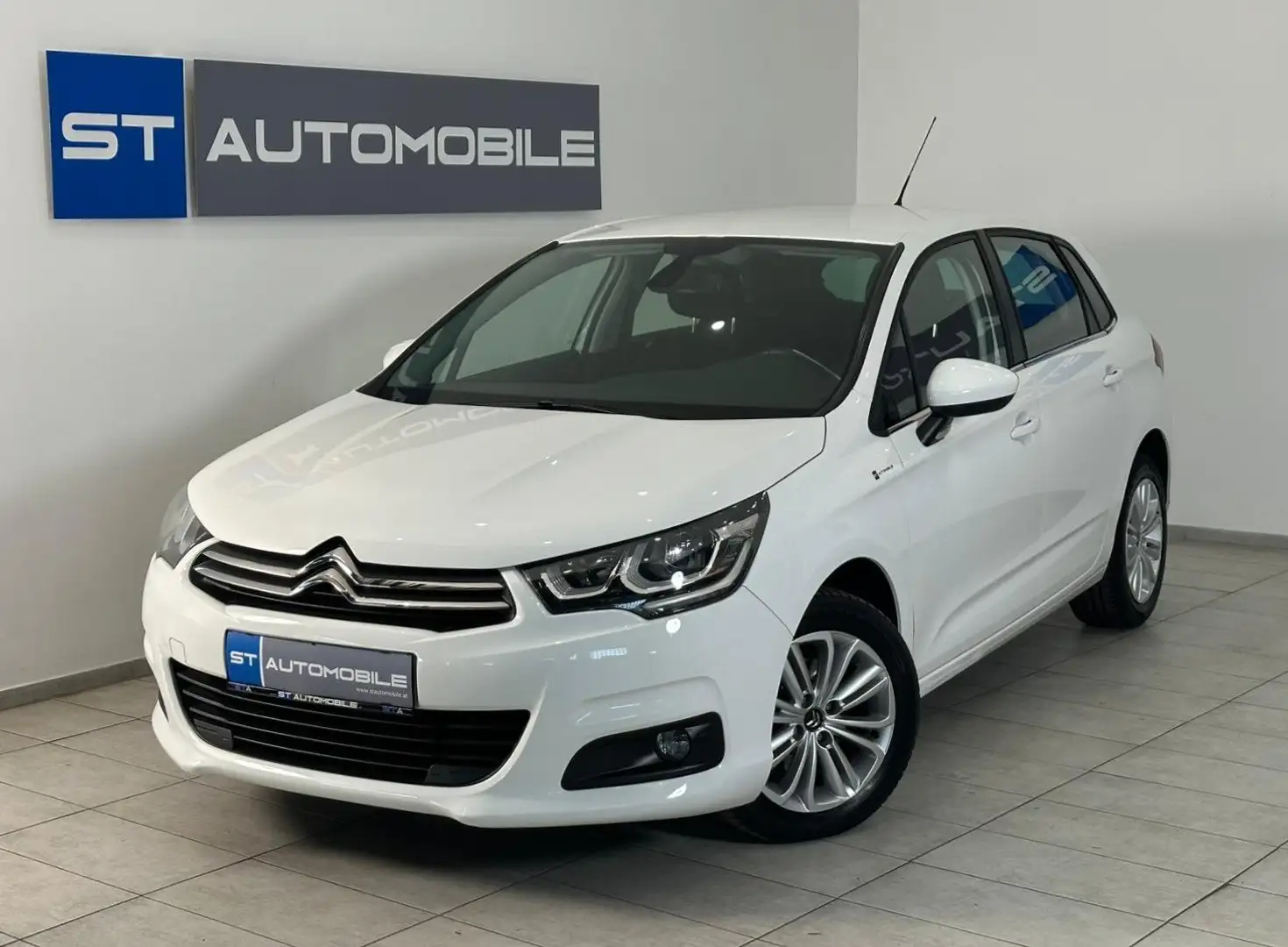Citroen C4 1.6 Blue-HDi Feel Aut. // SHZ // KLIMAAUTOMATIK Weiß - 1