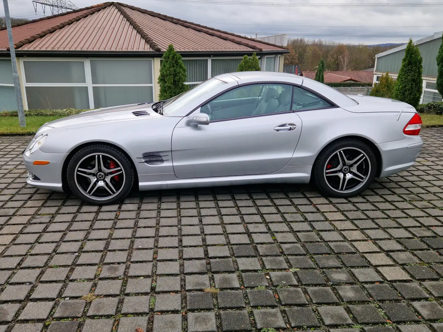 Mercedes-Benz SL 500 SL 500 (230.471), 1 Hand, Top Zustand, AMG-Optik Grau - 2