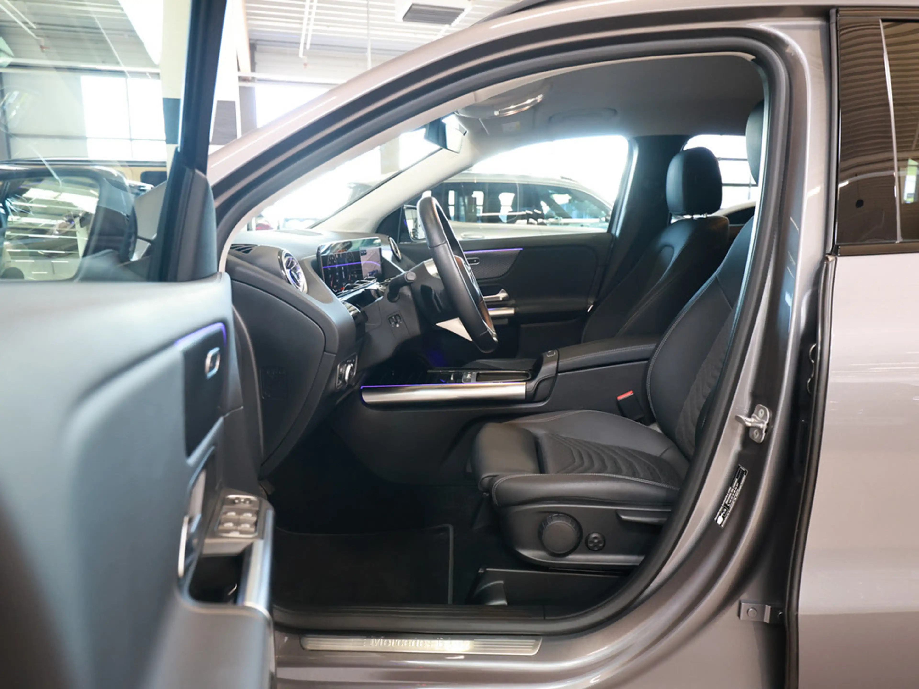 Mercedes-Benz GLA 220 4M Progressive Advanced+ NIGHT LED BT — photo 12