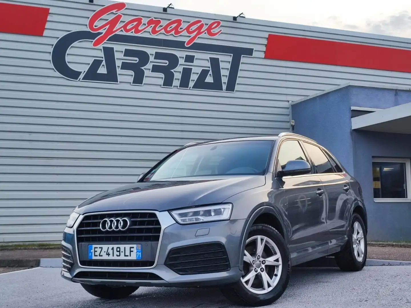 Audi Q3 1.5 tfsi 150 Ambiente S-tronic Grau - 1