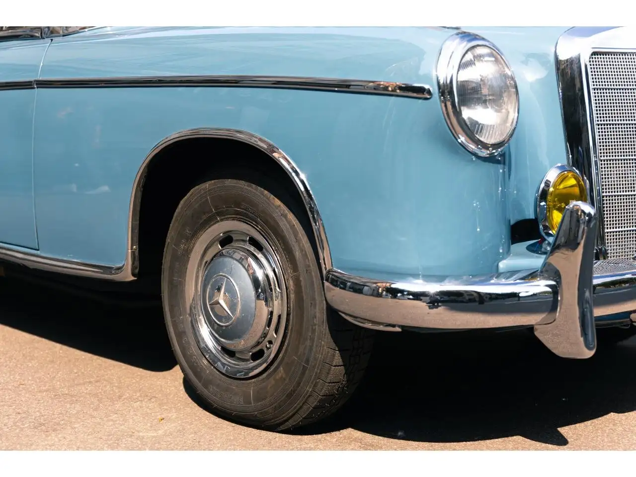 Mercedes-Benz 220S Ponton cabriolet, foto 5