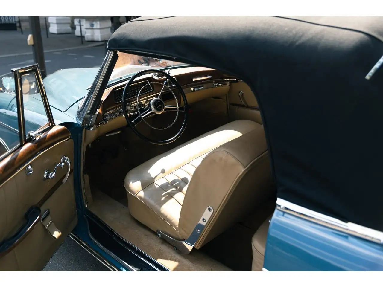 Mercedes-Benz 220S Ponton cabriolet, foto 9