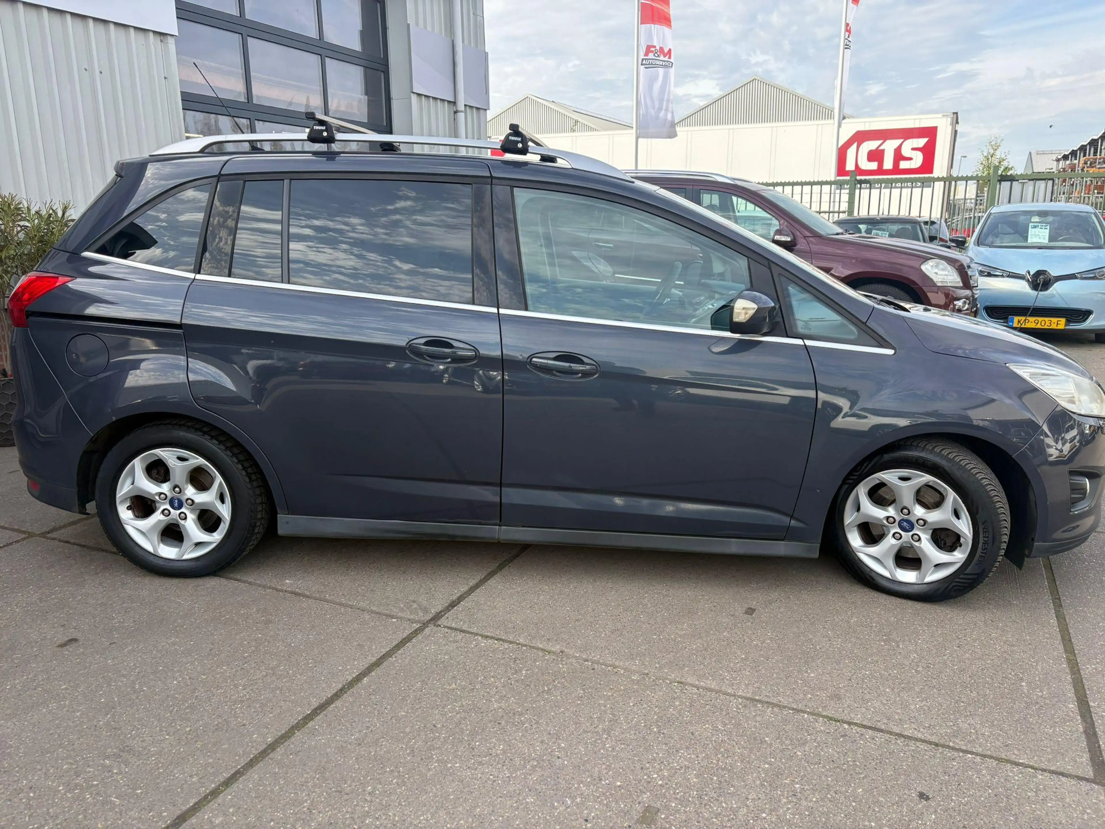 Ford Grand C-Max 1.6 Titanium 7p. Clima, pdc achter, distributie is — photo 6