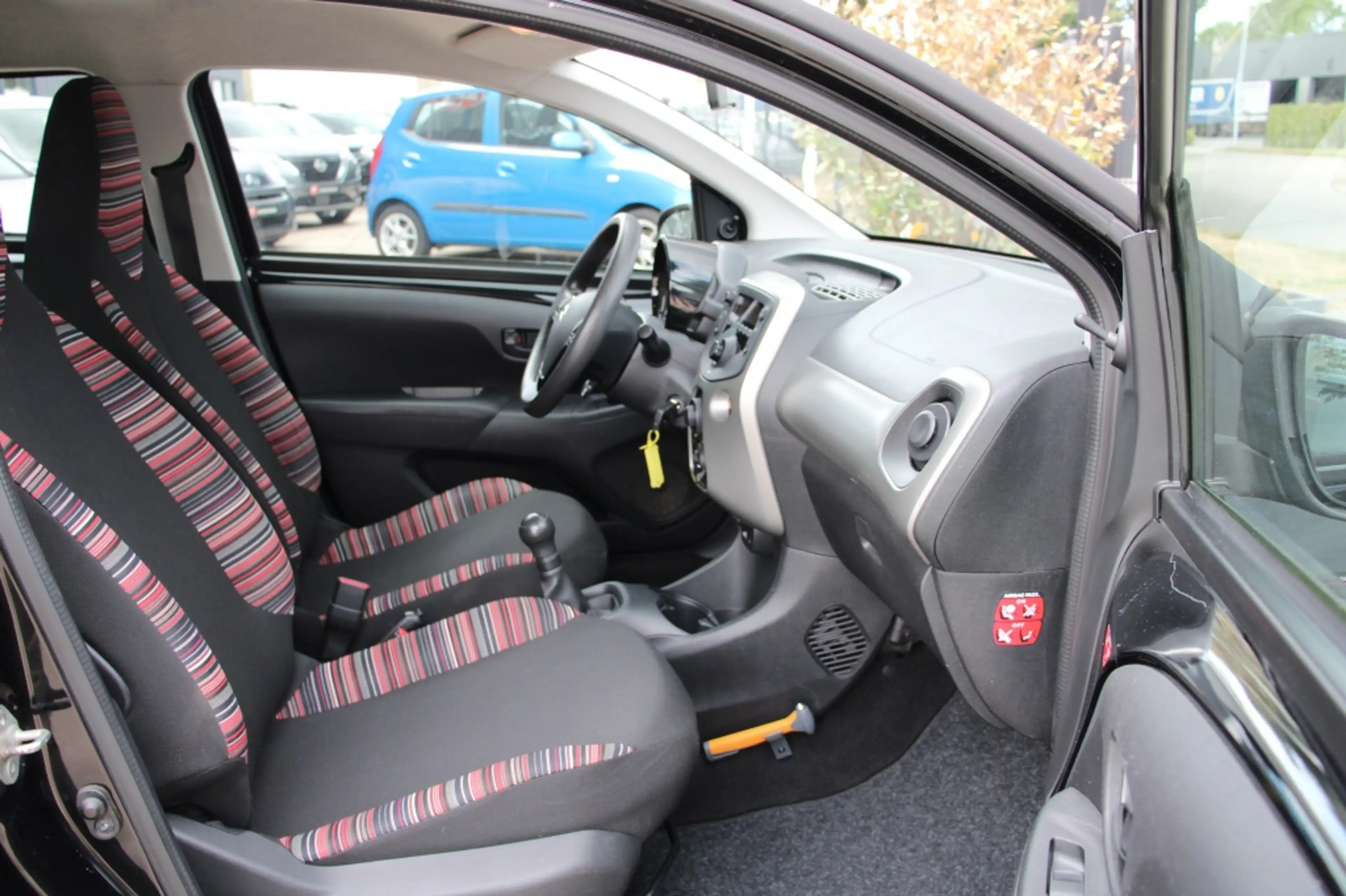 Citroen C1 1.0 e-VTi Feel — photo 8