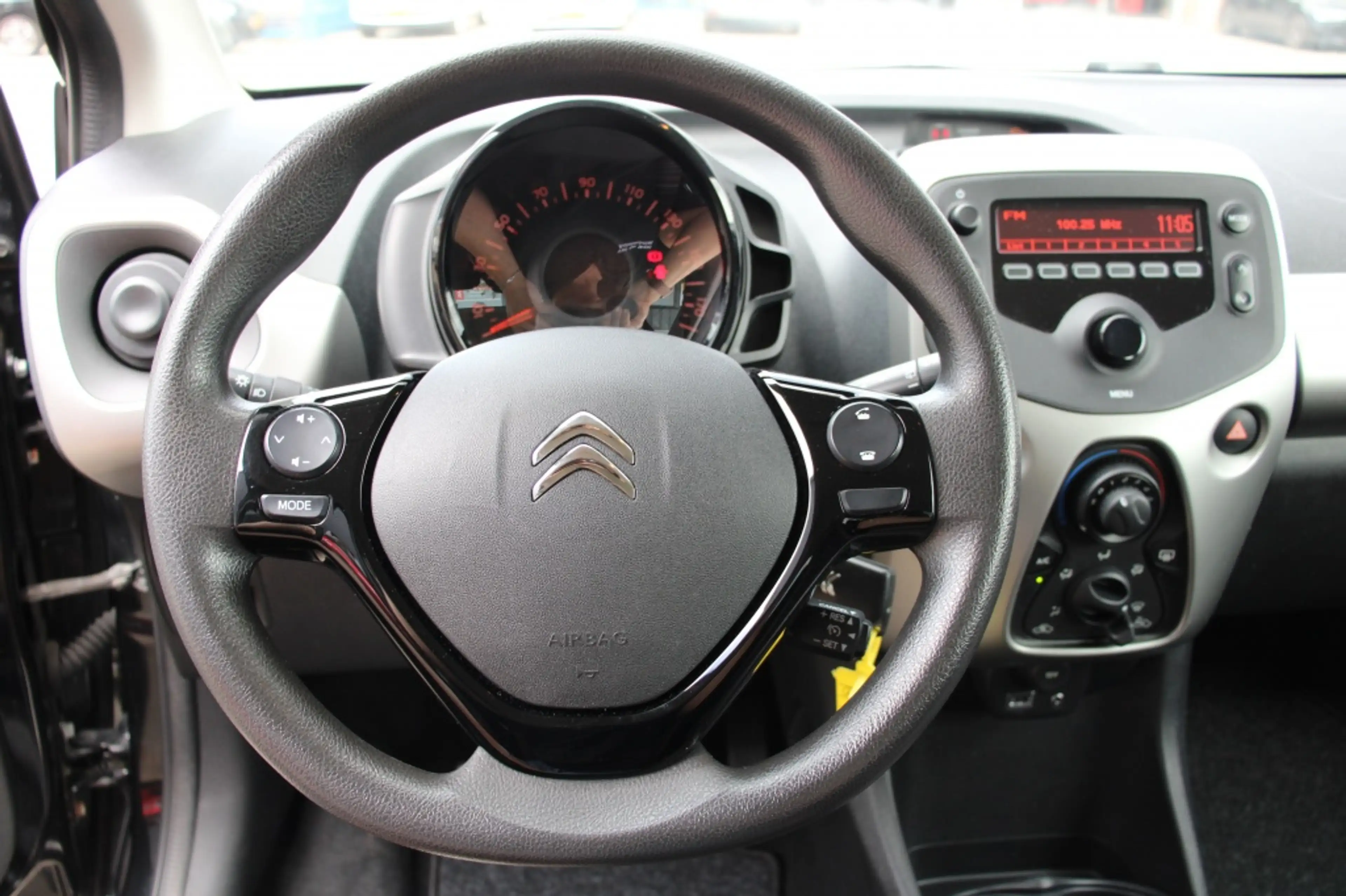 Citroen C1 1.0 e-VTi Feel — photo 15