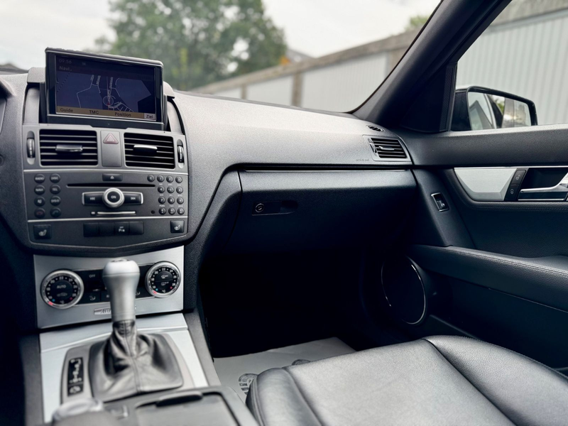 Mercedes-Benz C 250 CDI T BlueEfficiency Avantgarde.AMG-Line — photo 15