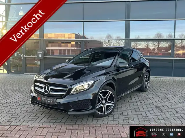 Mercedes-Benz GLA 250 AMG/pano/memory/camera/full option!