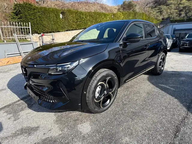 Alfa Romeo Junior 1.2 145CV Hybrid eDCT6 Q4 Intensa