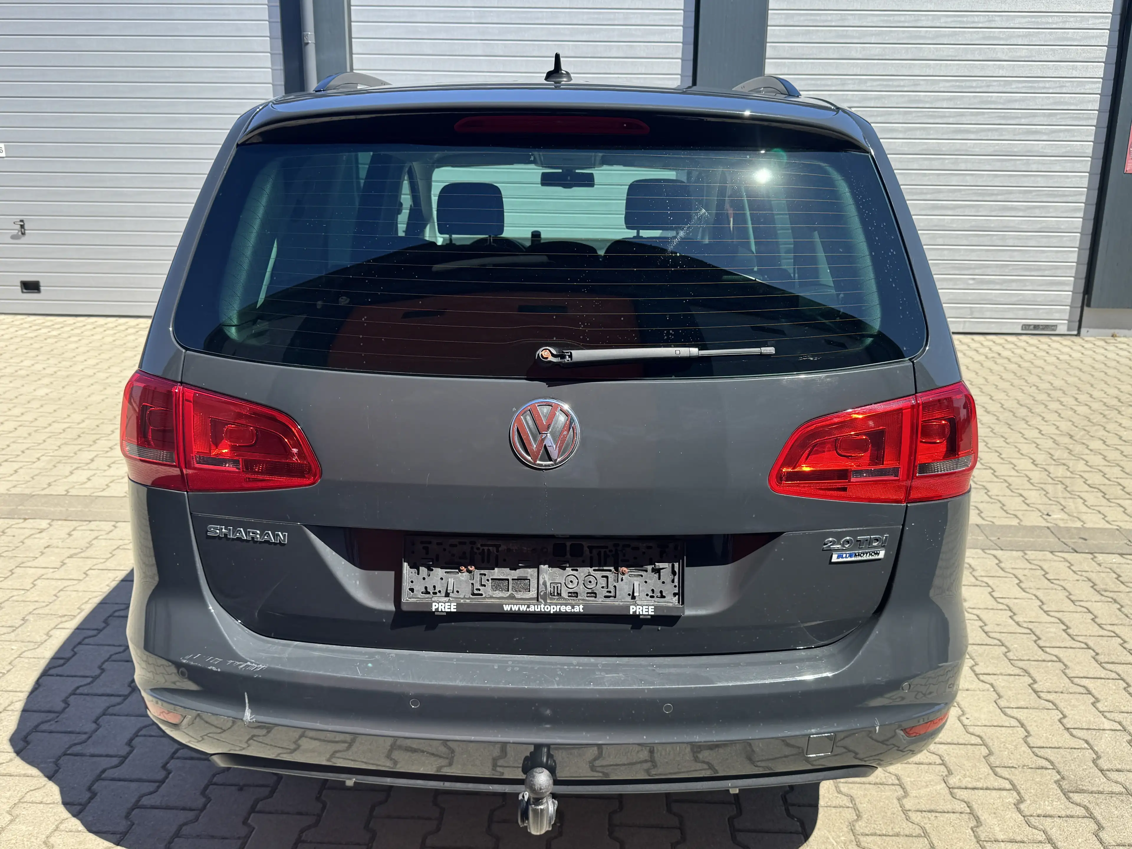 Volkswagen Sharan Comfortline BMT — photo 5