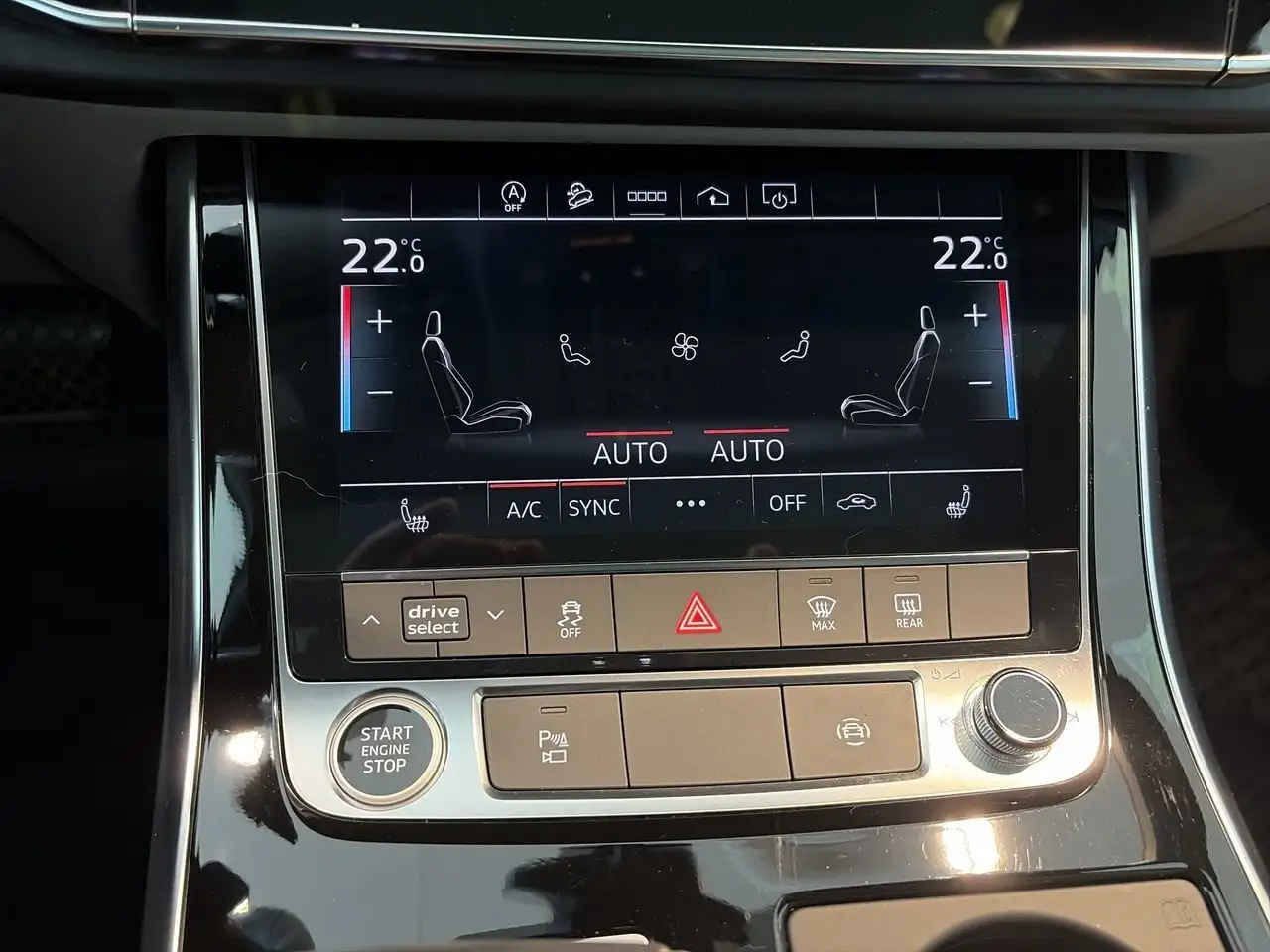 Audi Q7 снимка Audi Q7