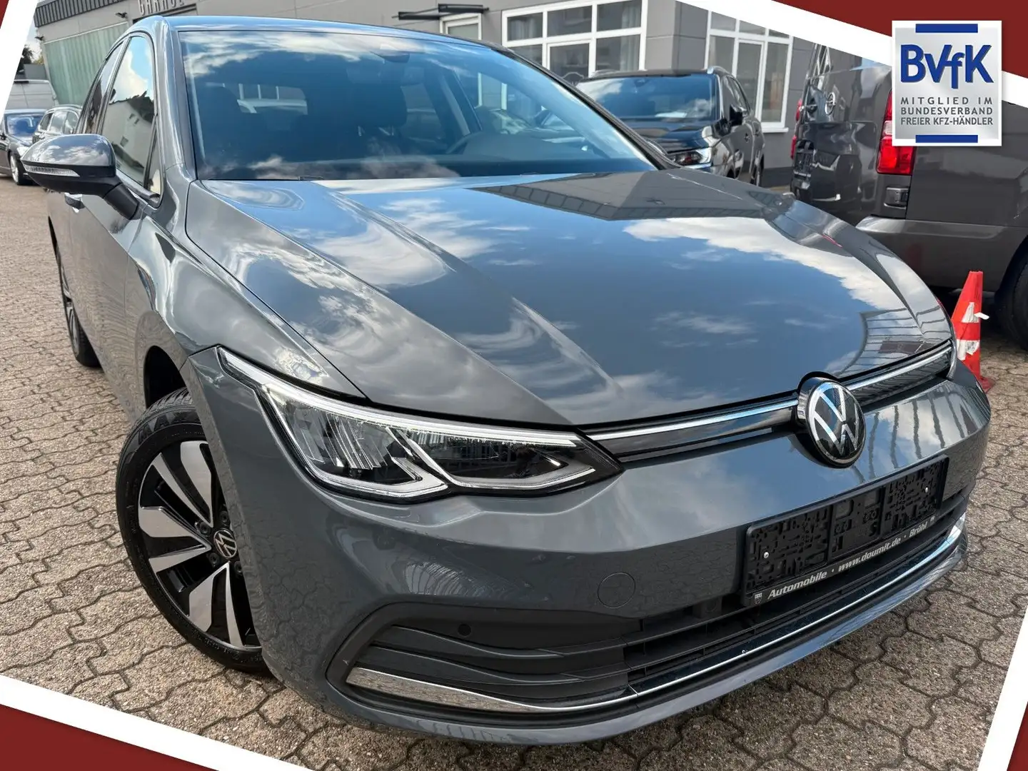 Volkswagen Golf VIII Lim. Move Navi, AppleCarPlay, Grau - 1