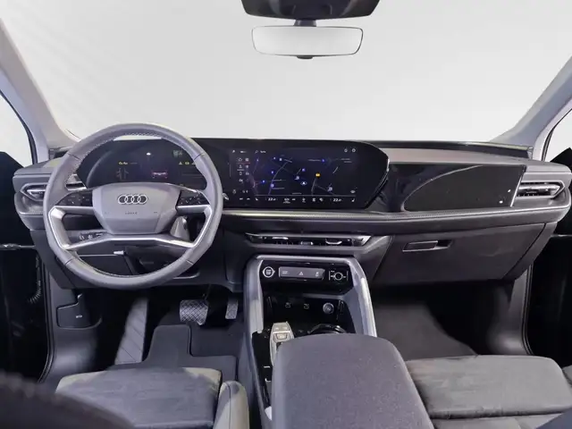 Audi Q5 view 7