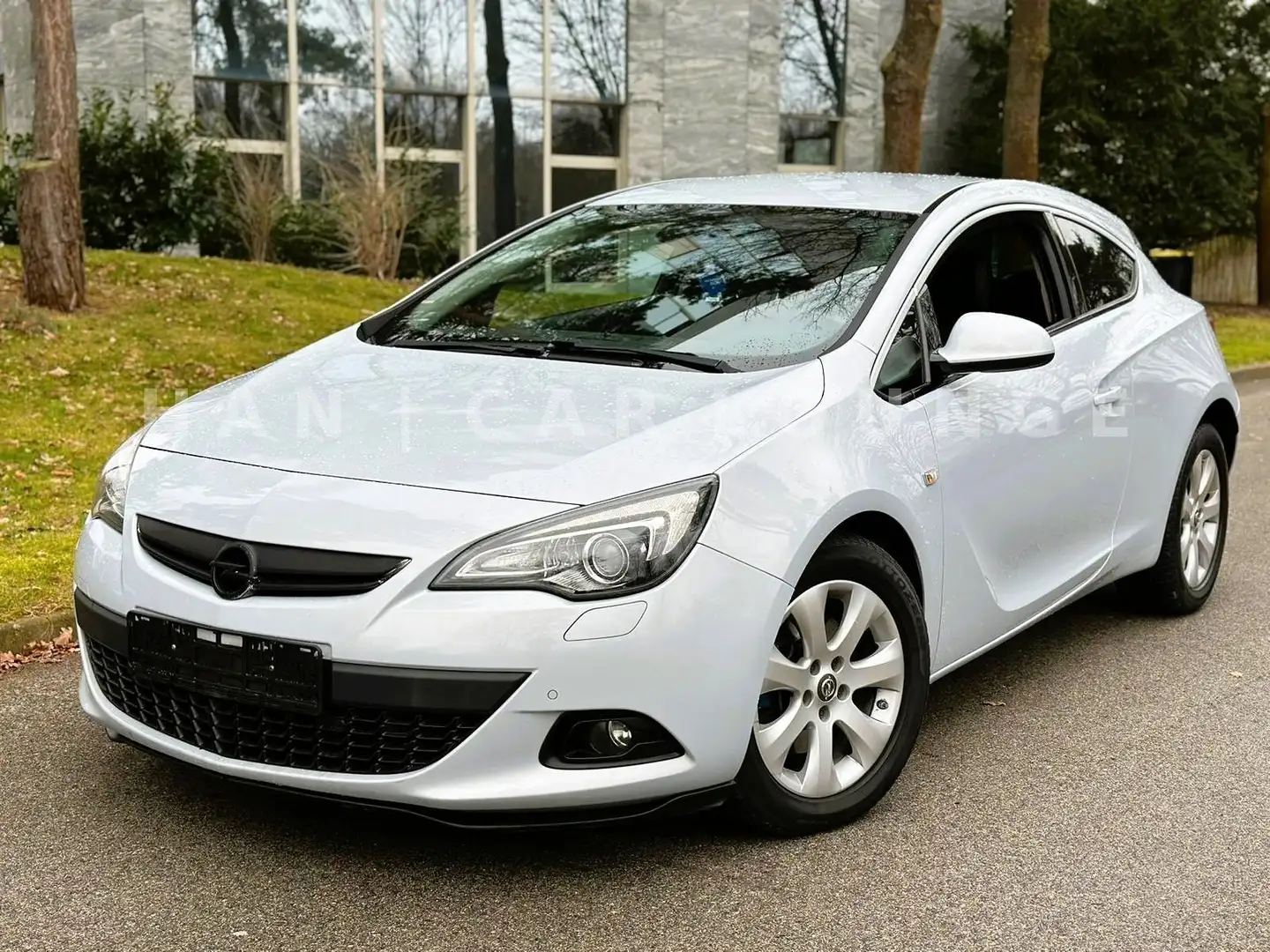 Opel Astra J GTC Innovation*NAVI*XENON*SPORT* Grau - 2