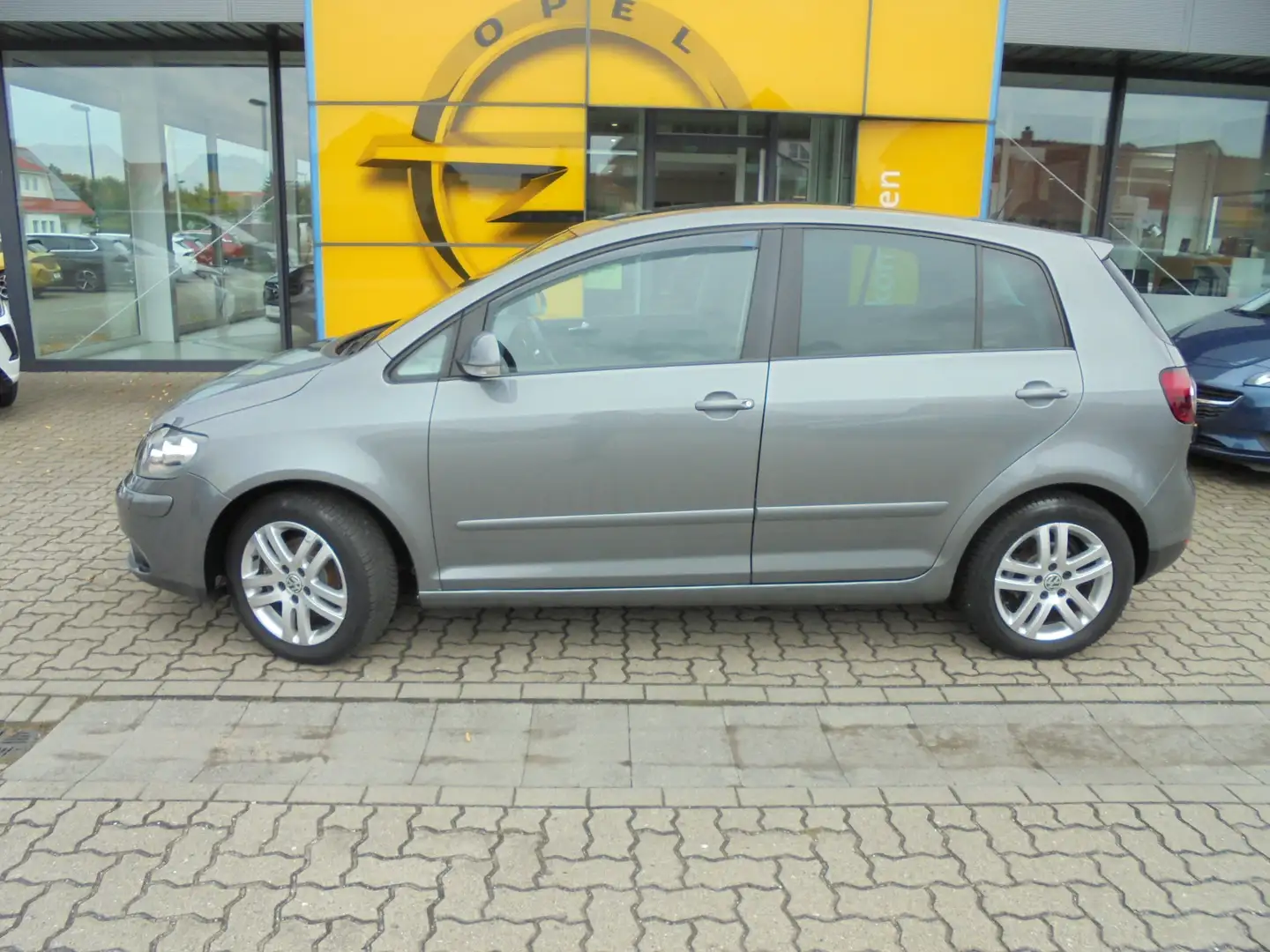 Volkswagen Golf Plus 1.4 Tour Edition Schiebedach/Sitzh./PDC/Allwetter Grau - 2