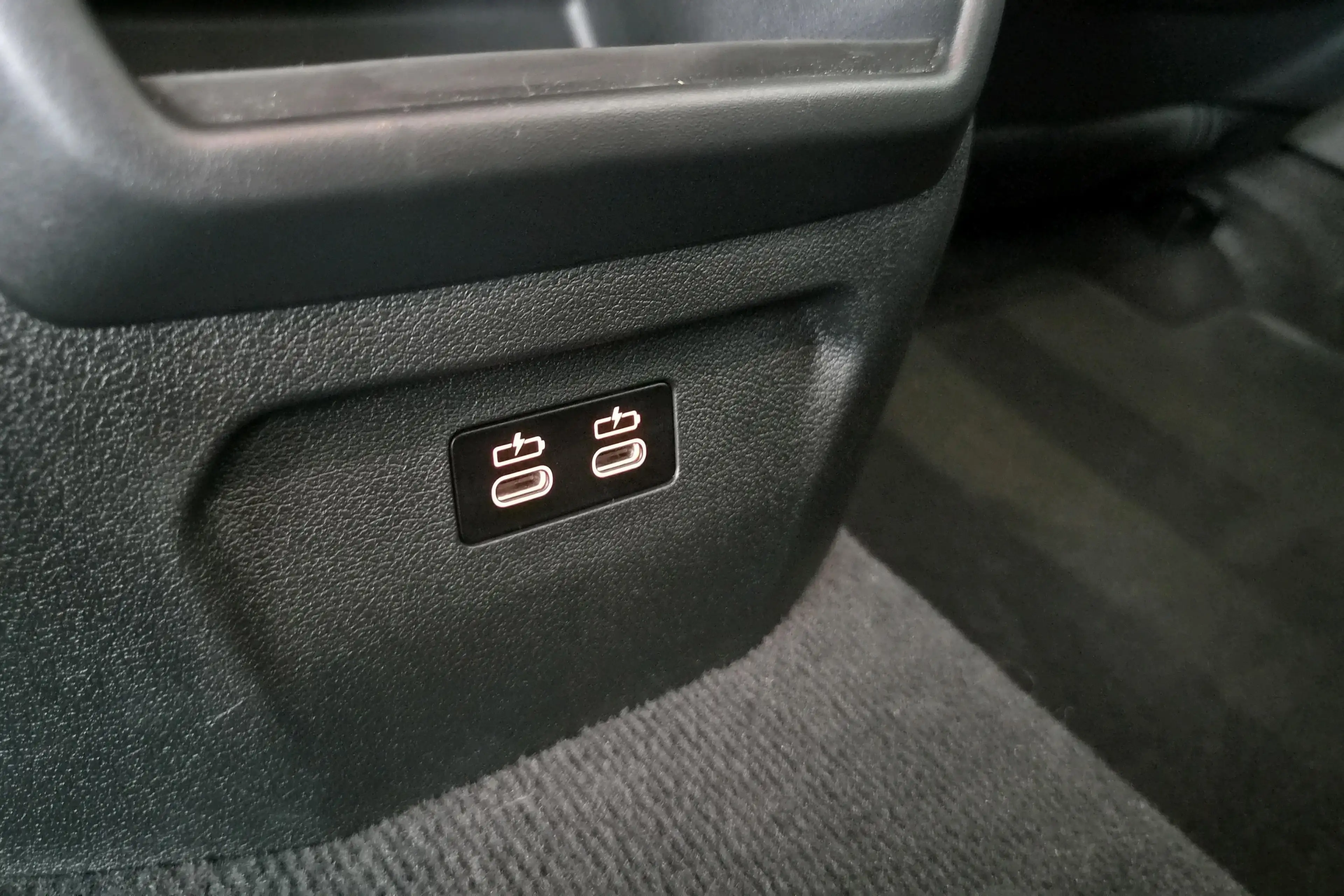 BMW 116 Advantage — photo 39