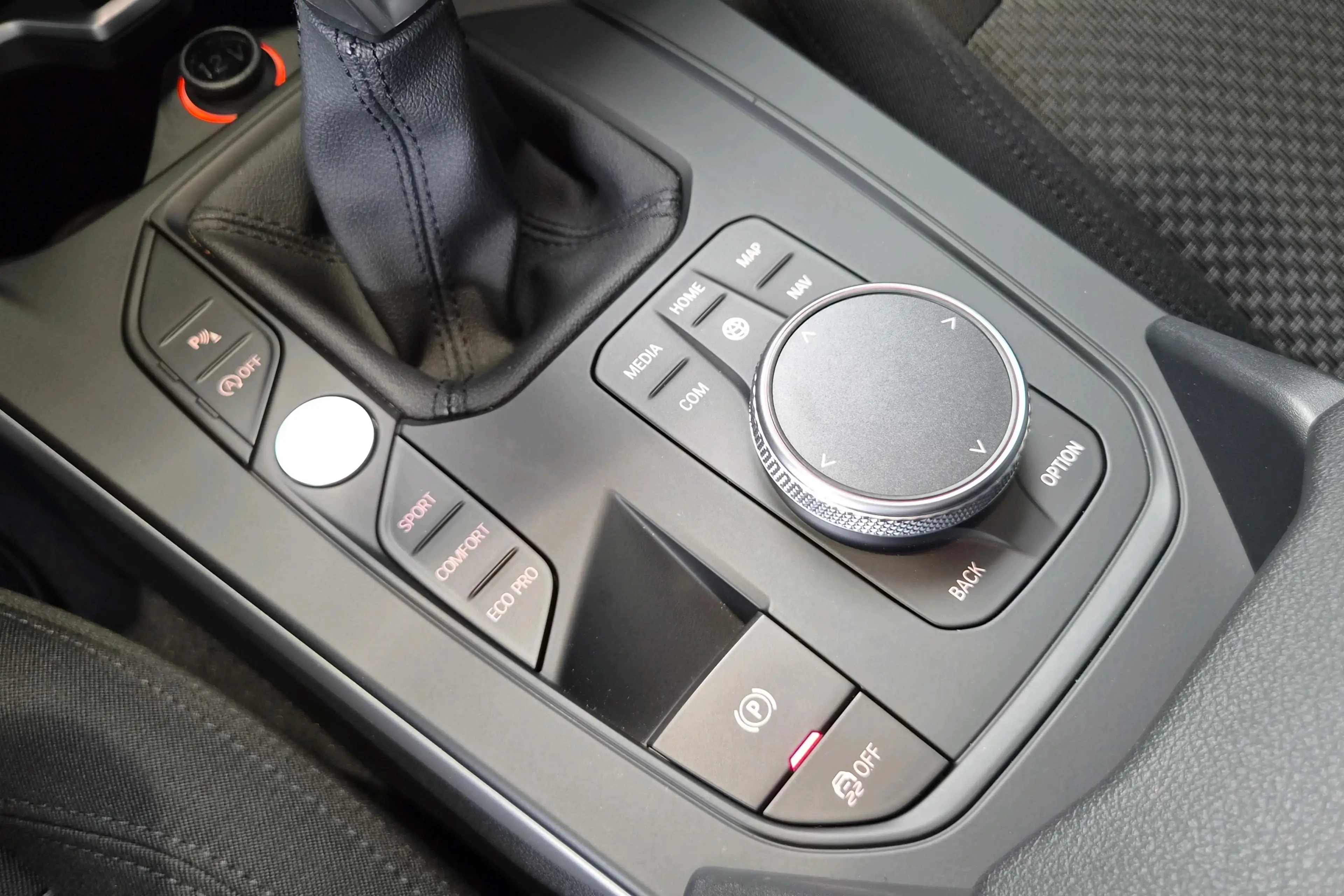 BMW 116 Advantage — photo 17