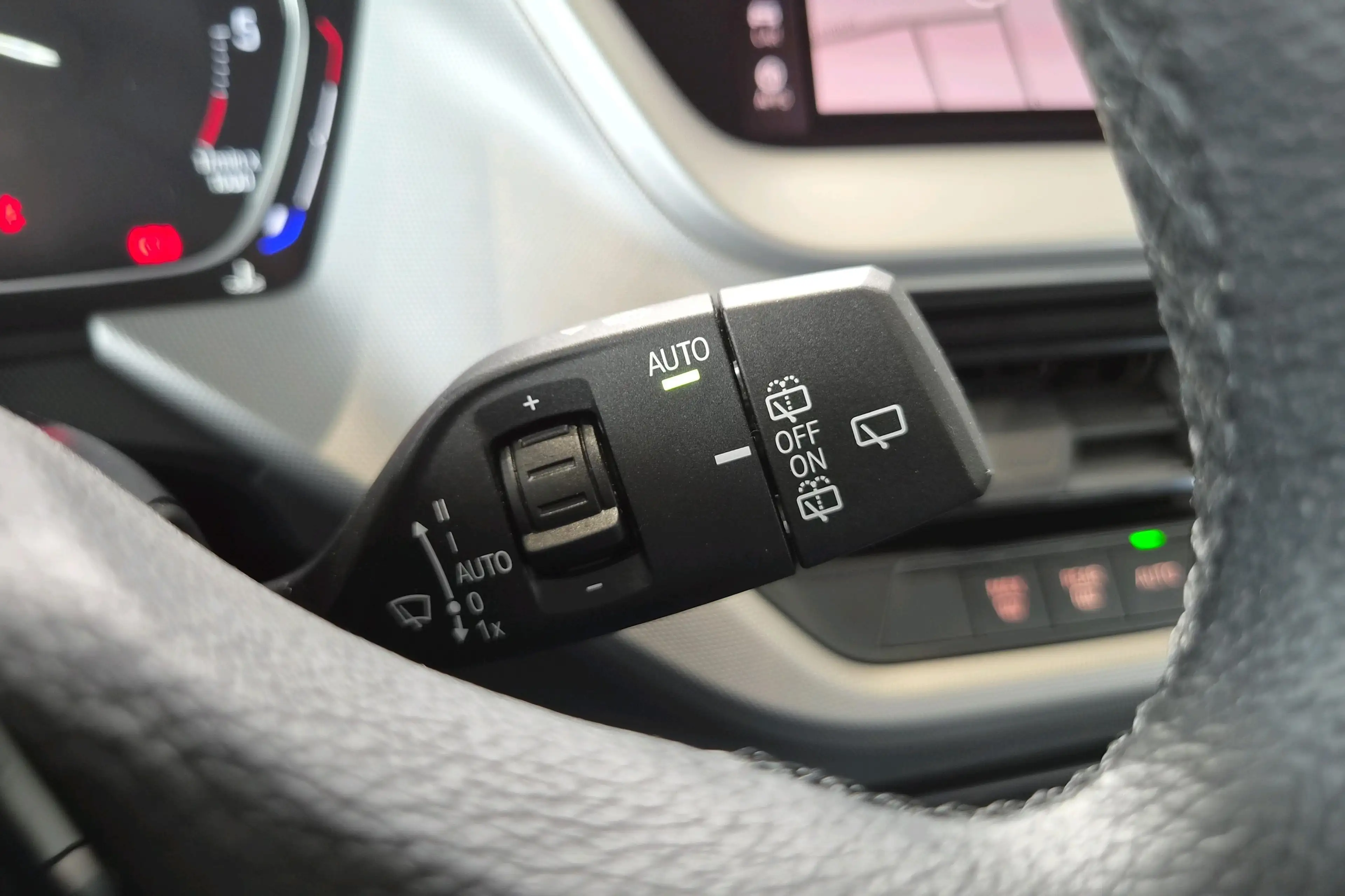 BMW 116 Advantage — photo 22