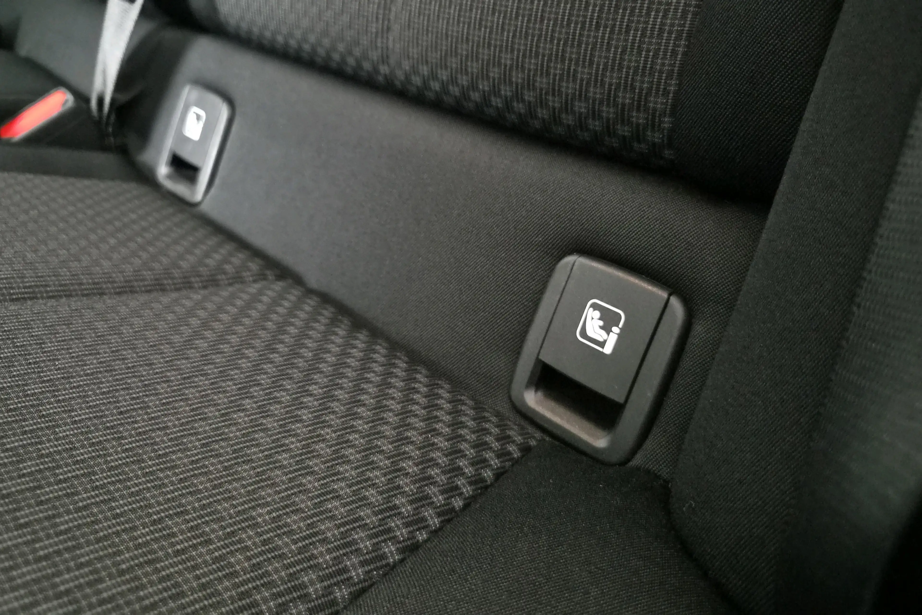 BMW 116 Advantage — photo 40