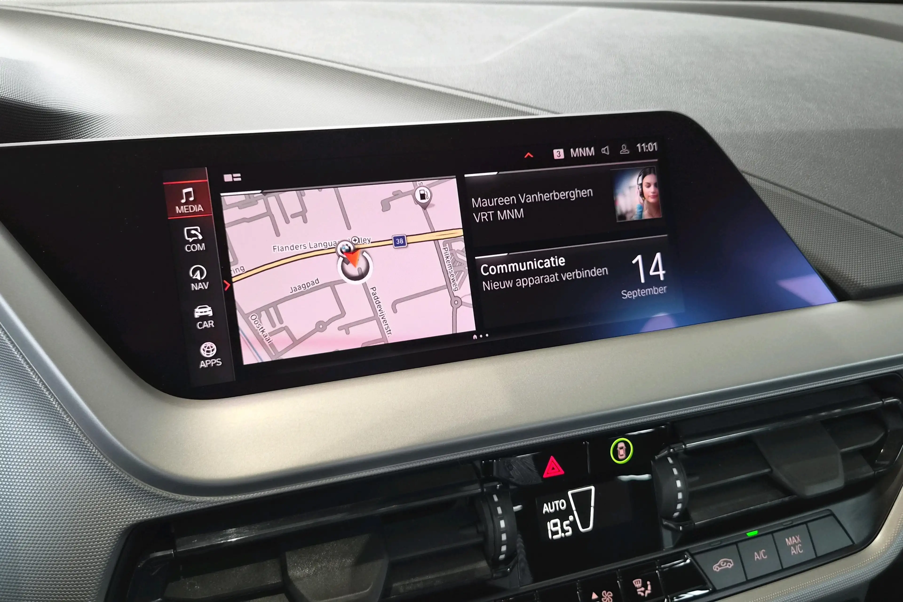 BMW 116 Advantage — photo 10